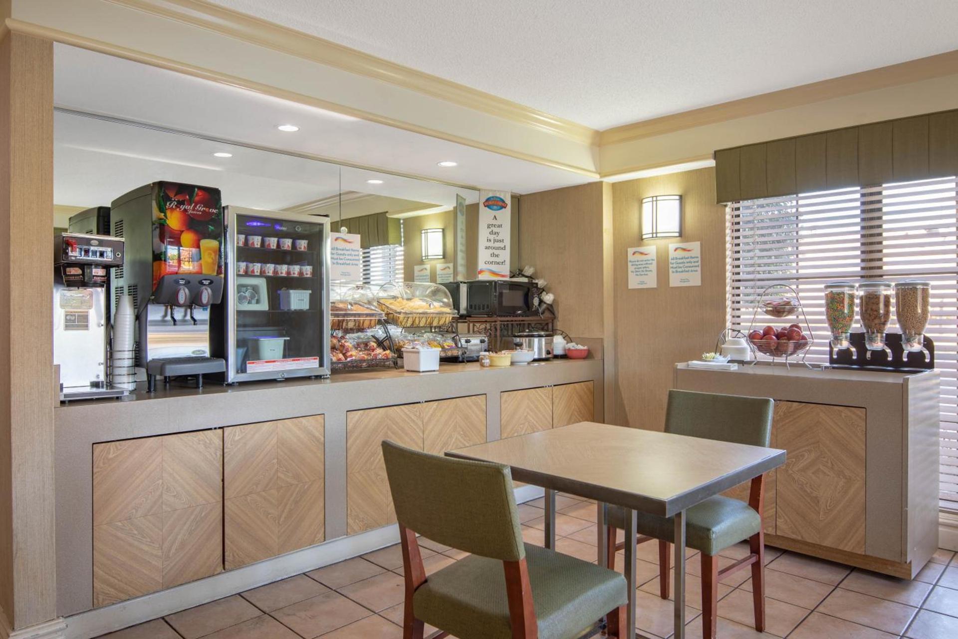 Budget Inn & Suite Atlanta Marietta Stadium photo 6