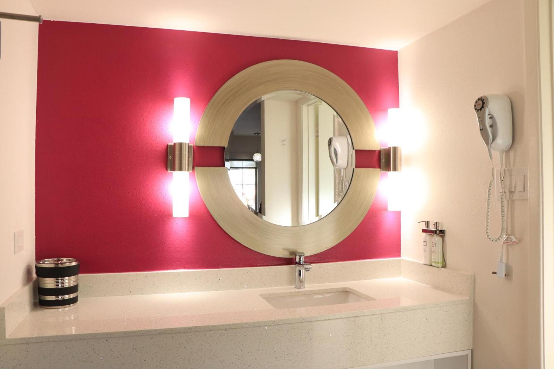 University Inn photo 9