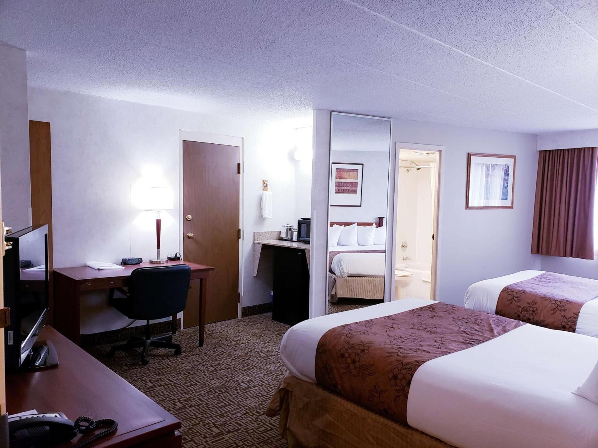 Quality Inn & Suites Black River Falls I-94 photo 22