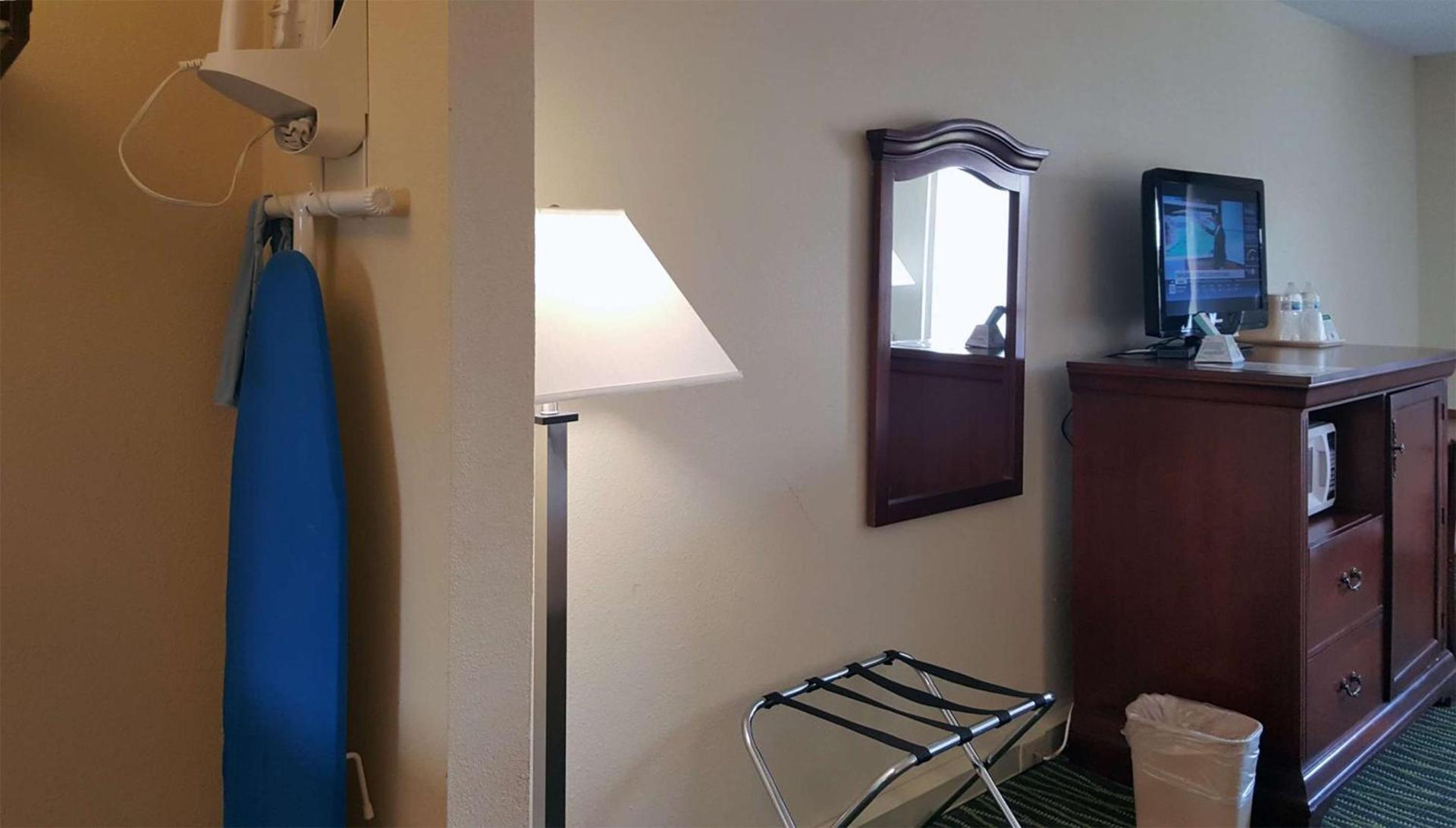 Best Western Point South photo 20