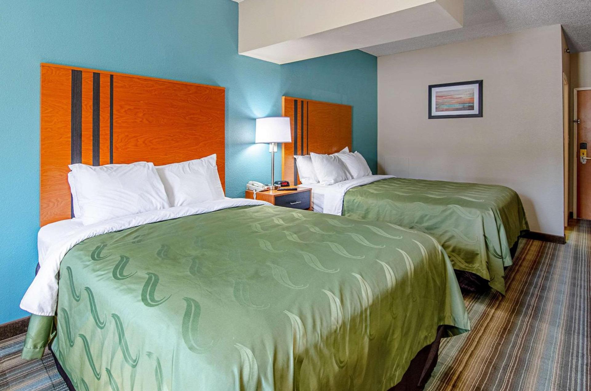 Quality Inn & Suites Bristol North photo 18