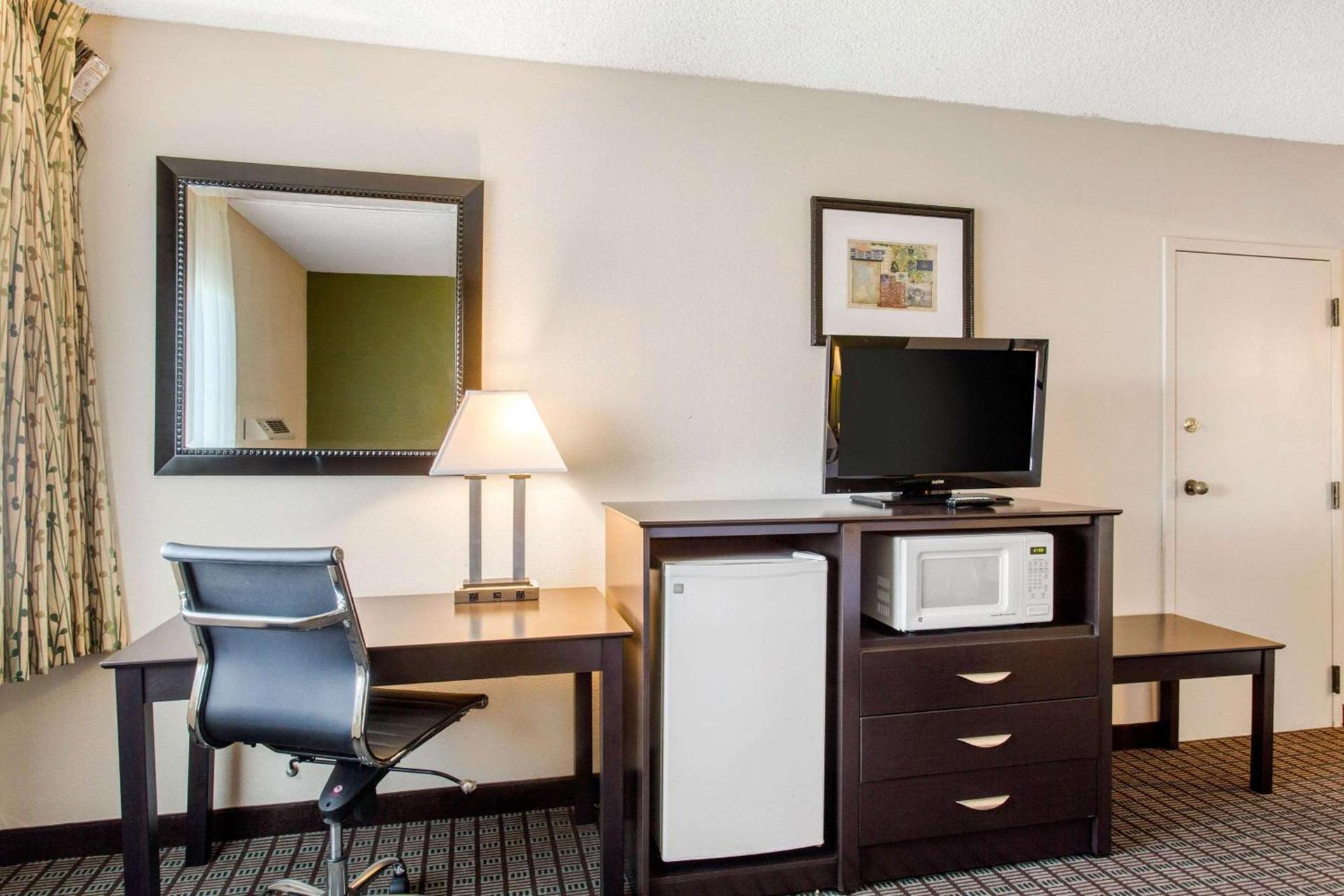 Quality Inn Stateline photo 18