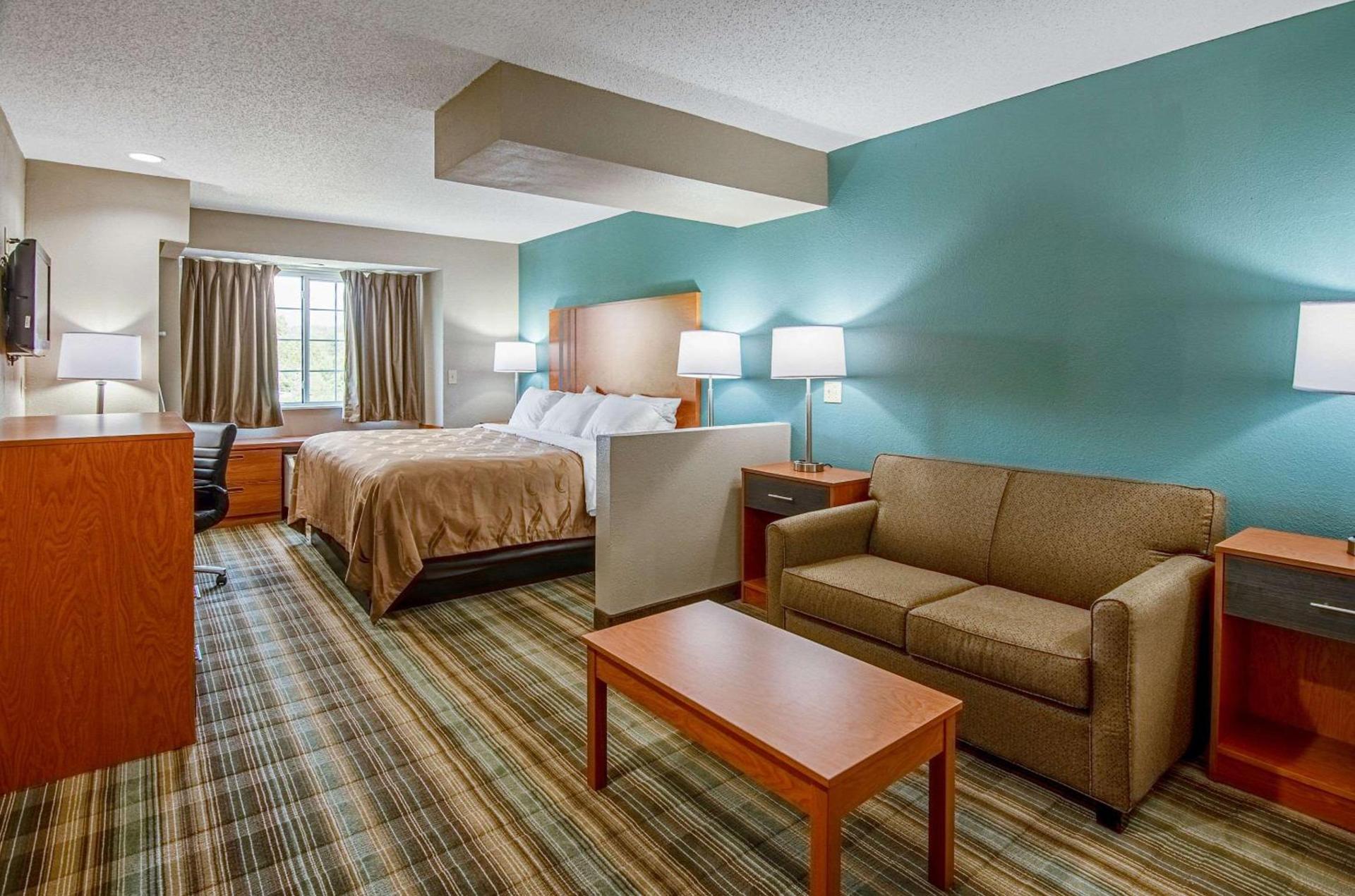 Quality Inn & Suites Bristol North photo 23