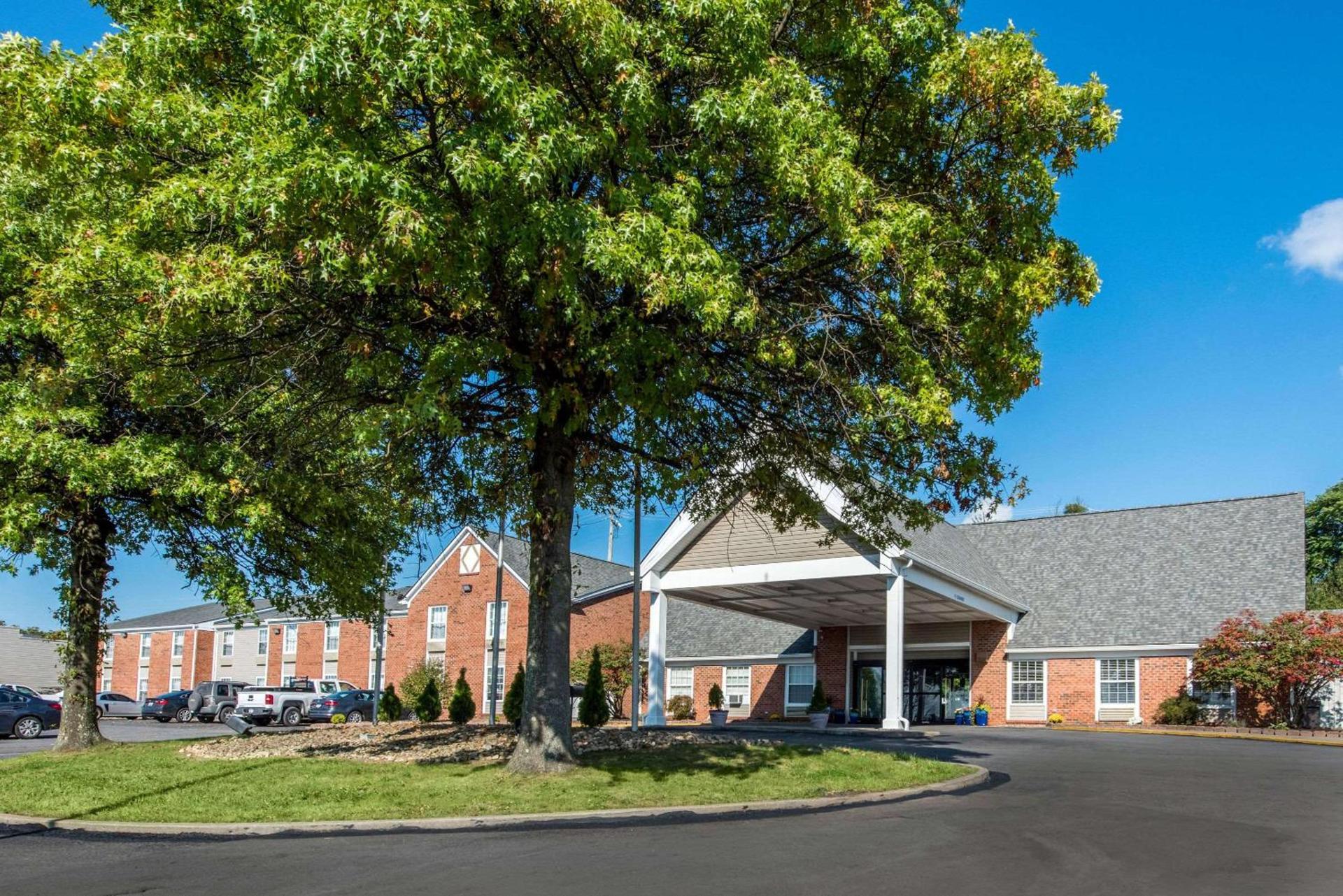 Quality Inn Morgantown photo 3