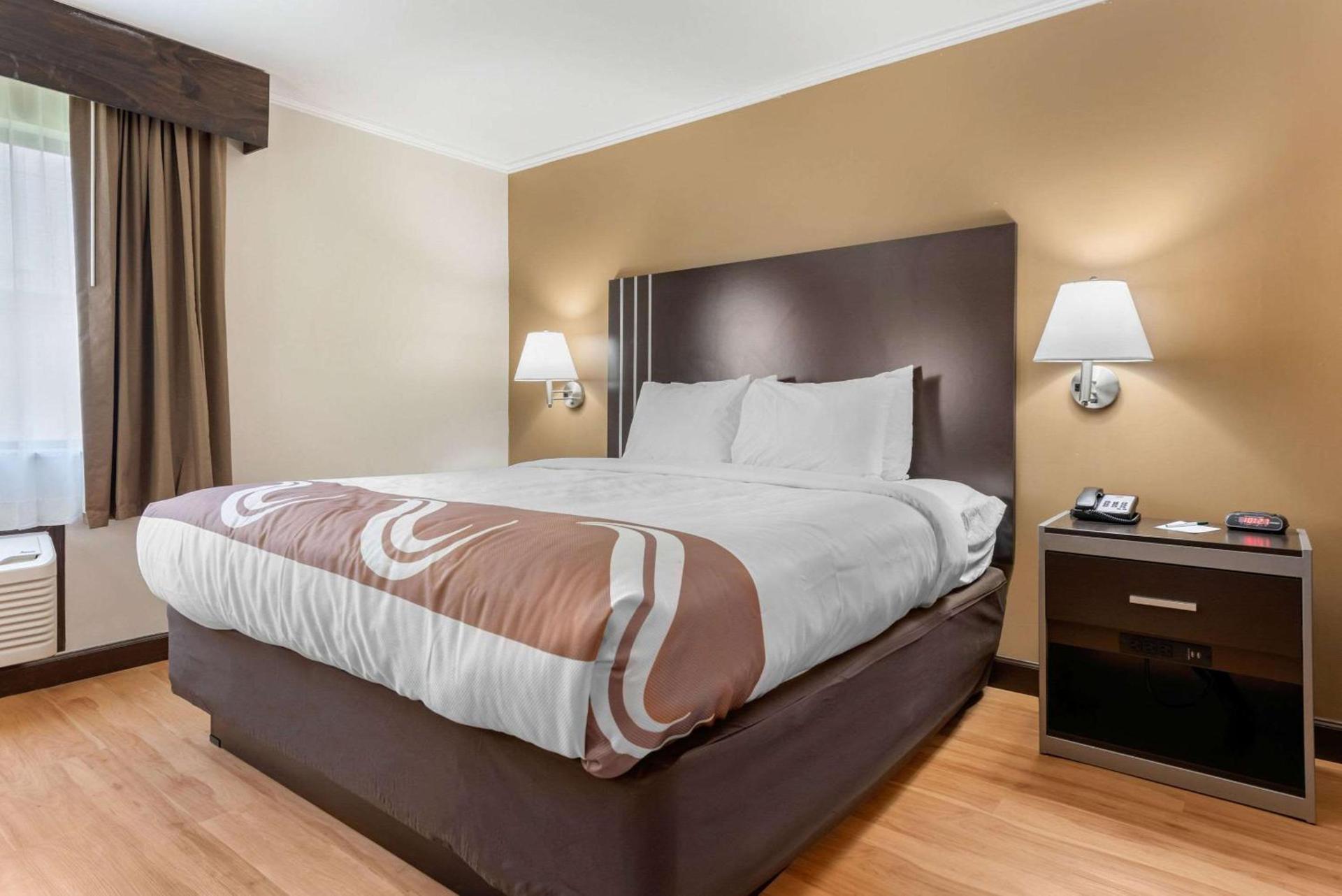 Quality Inn Fairborn near Wright Patterson AFB photo 10