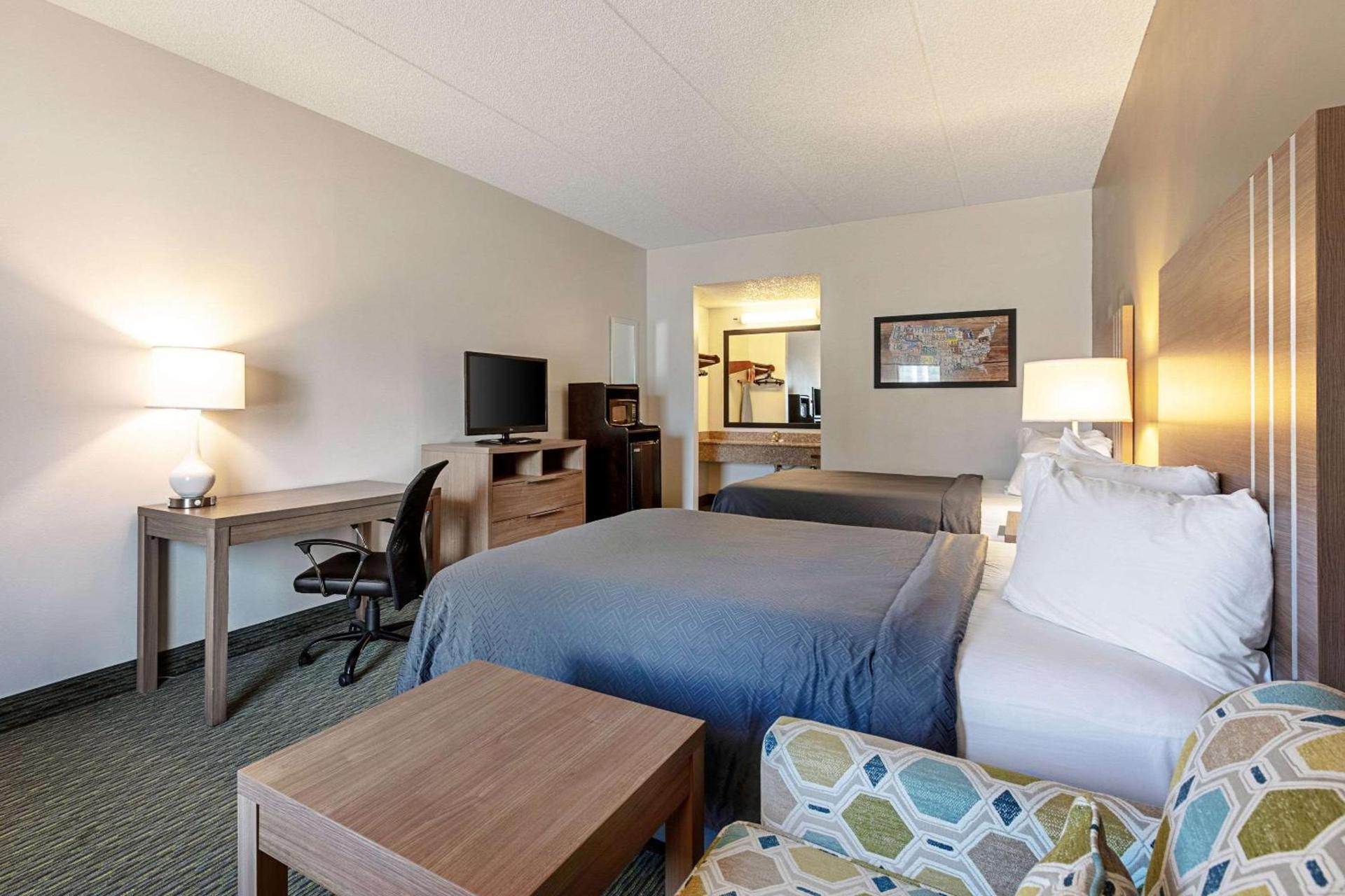 Econo Lodge Vero Beach - Downtown photo 14