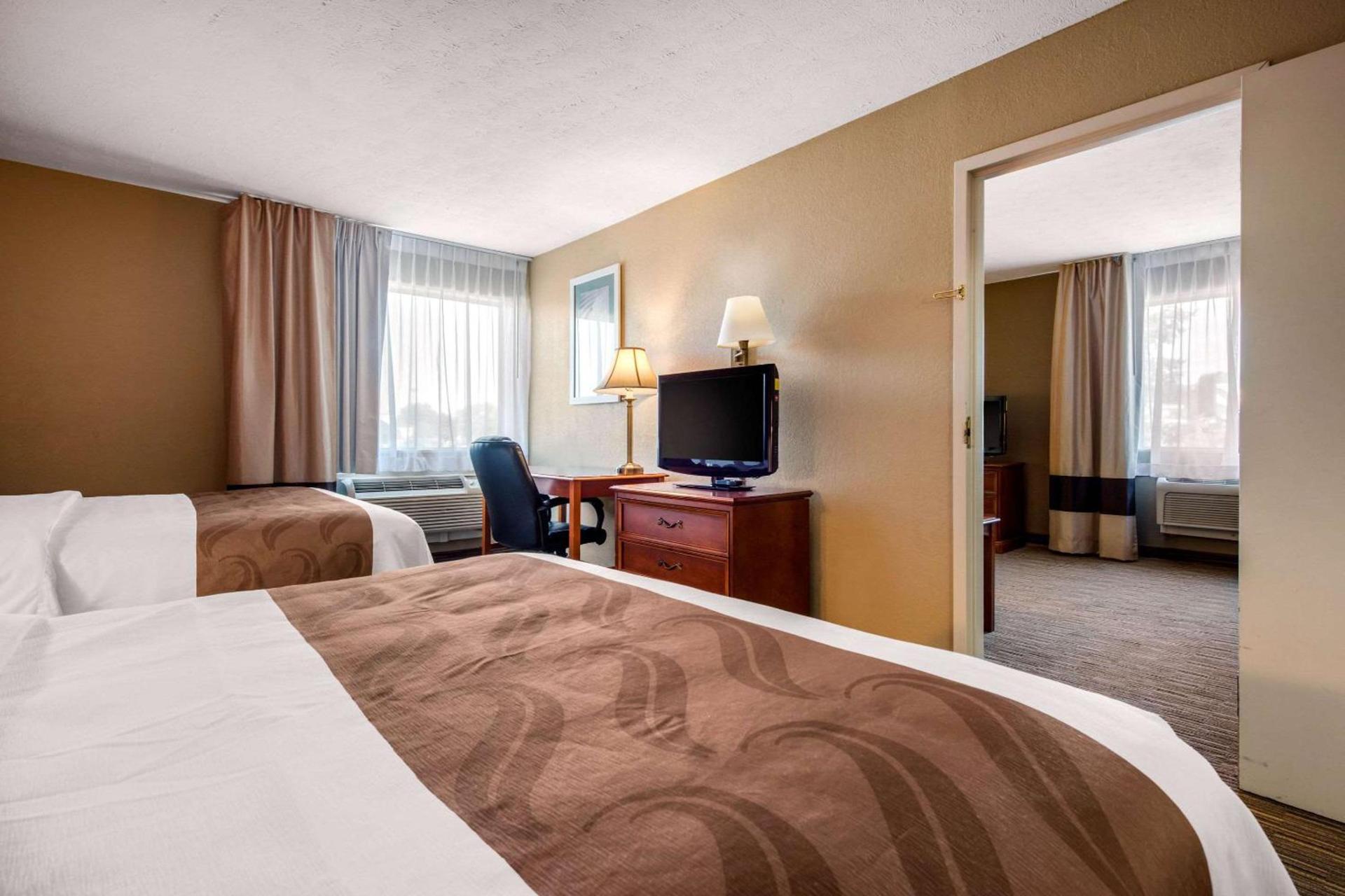 Quality Inn & Suites New Castle photo 16