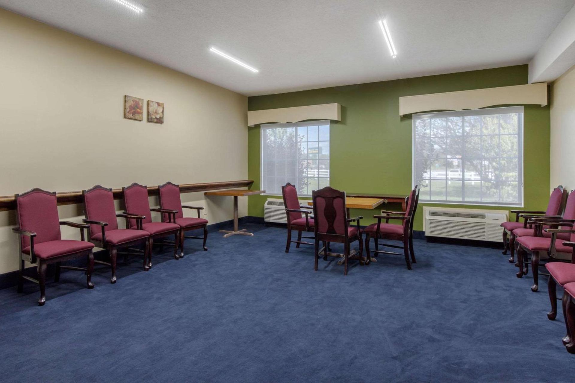 Quality Inn Kingstree North photo 25