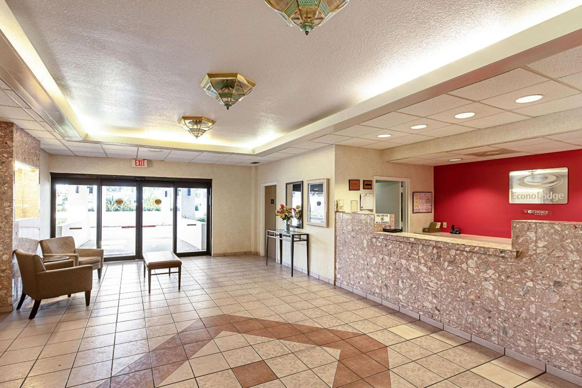 Econo Lodge Vero Beach - Downtown photo 6