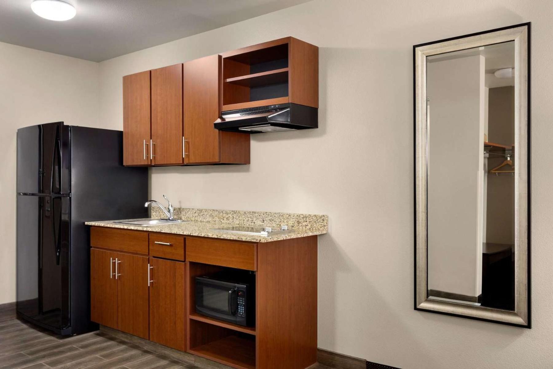Baymont by Wyndham Glendive photo 14