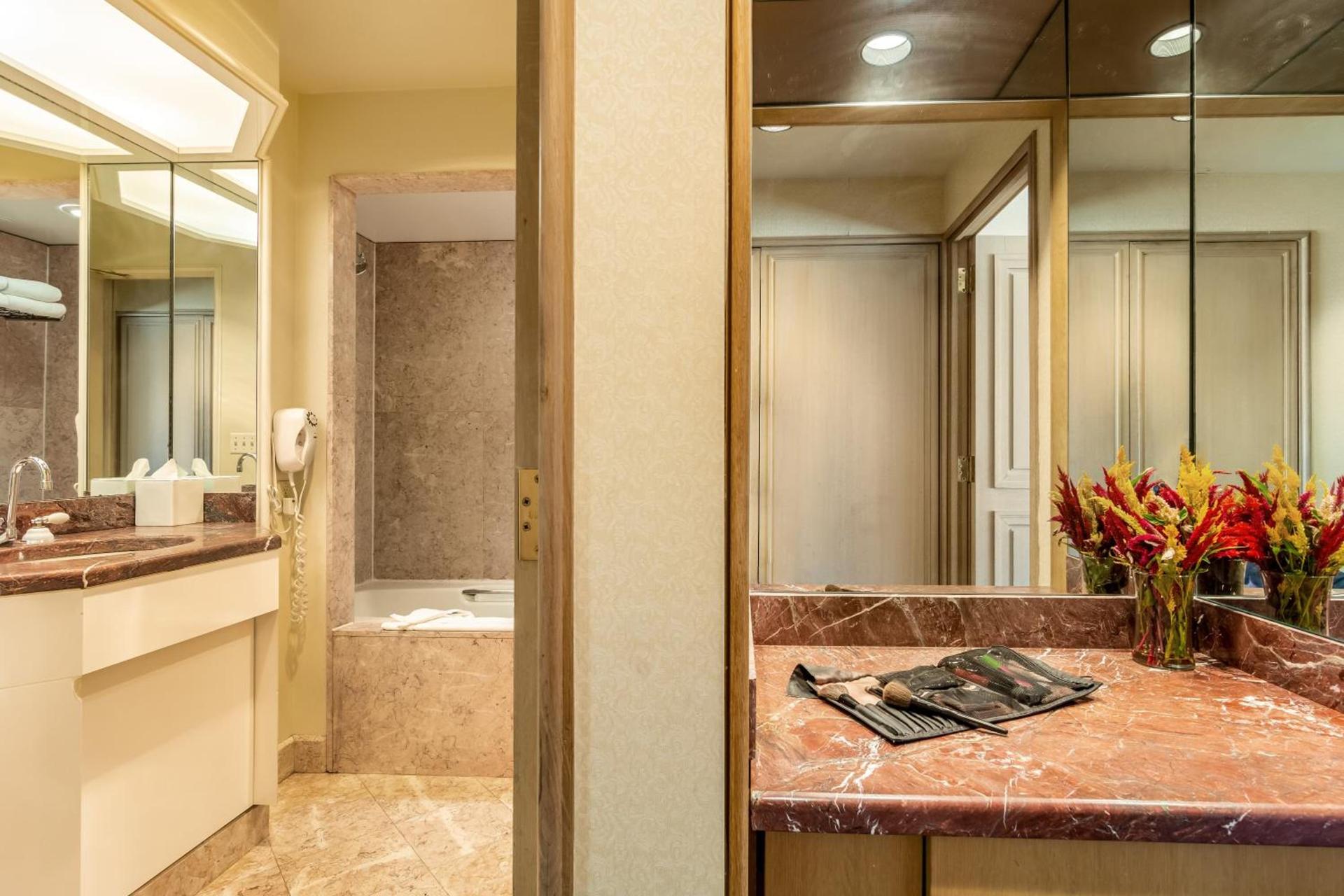 The Buckingham Hotel photo 6