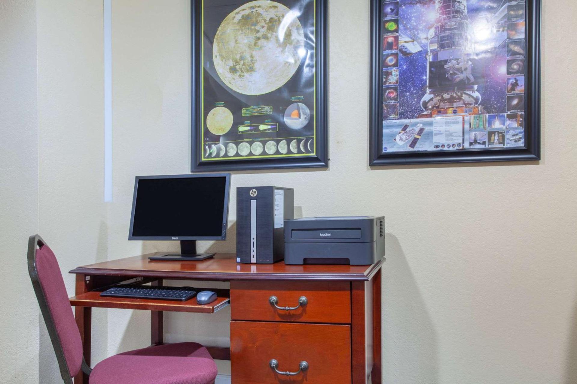 Space Coast Hotel Titusville-Kennedy Space Center photo 11