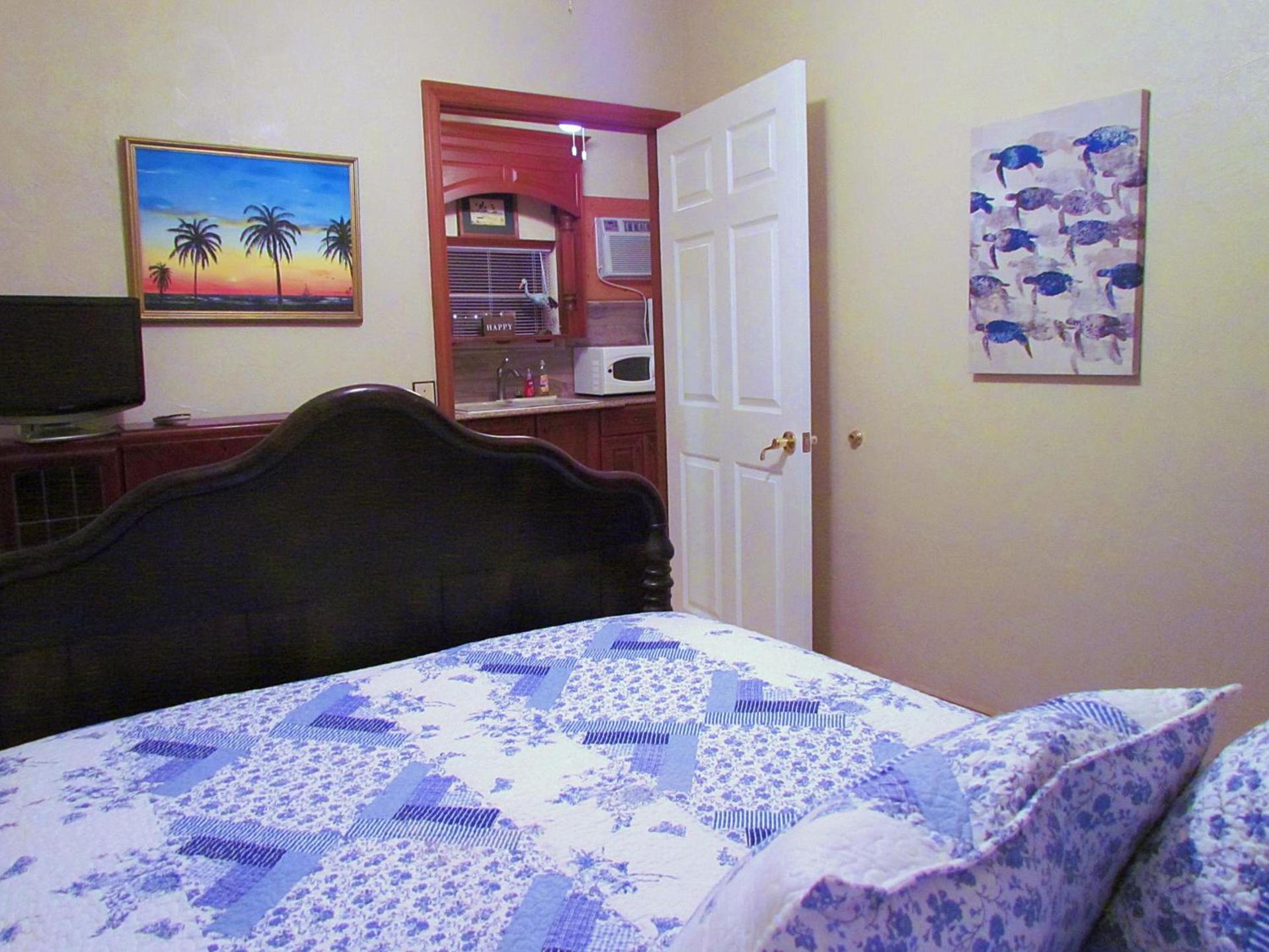 The Yearling Cabins photo 30