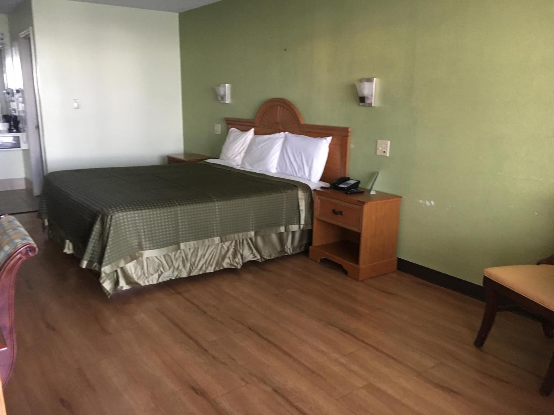 Bestway Inn - Madison photo 2