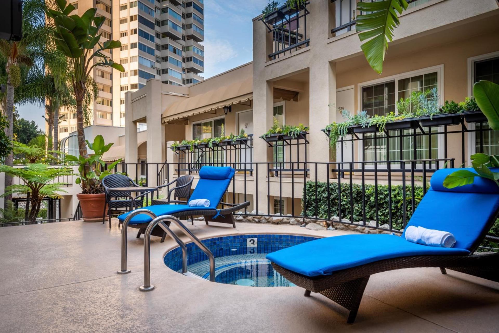 Beverly Hills Plaza Hotel & Spa photo 29