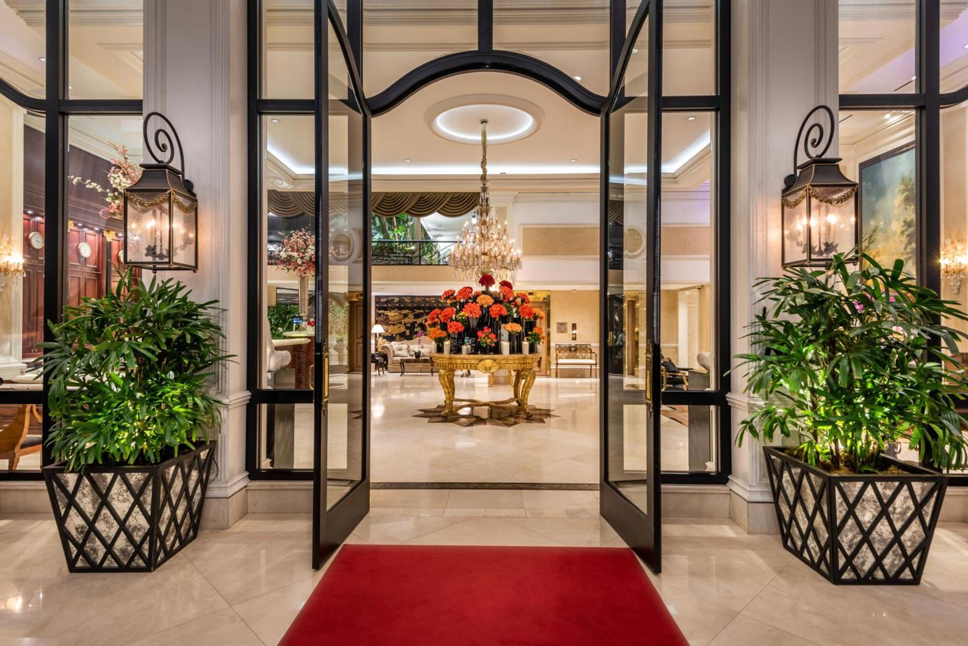 Beverly Hills Plaza Hotel & Spa photo 2