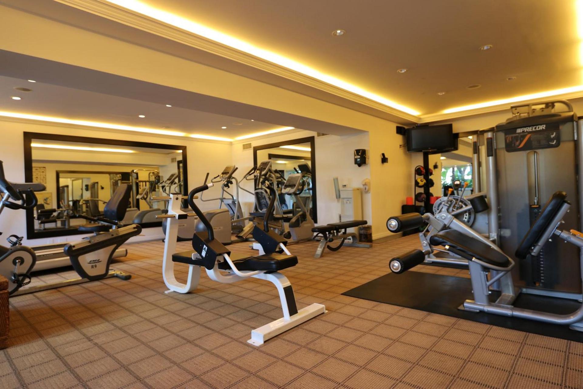 Beverly Hills Plaza Hotel & Spa photo 46