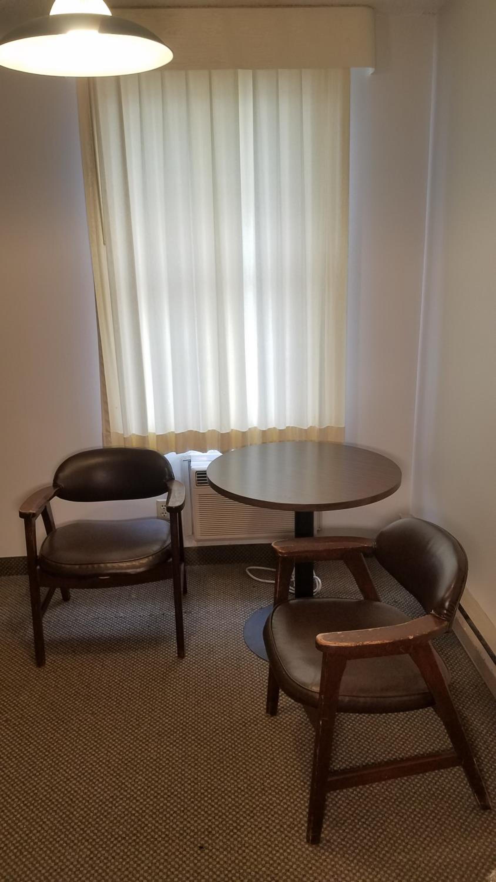 Amber Inn Motel photo 16