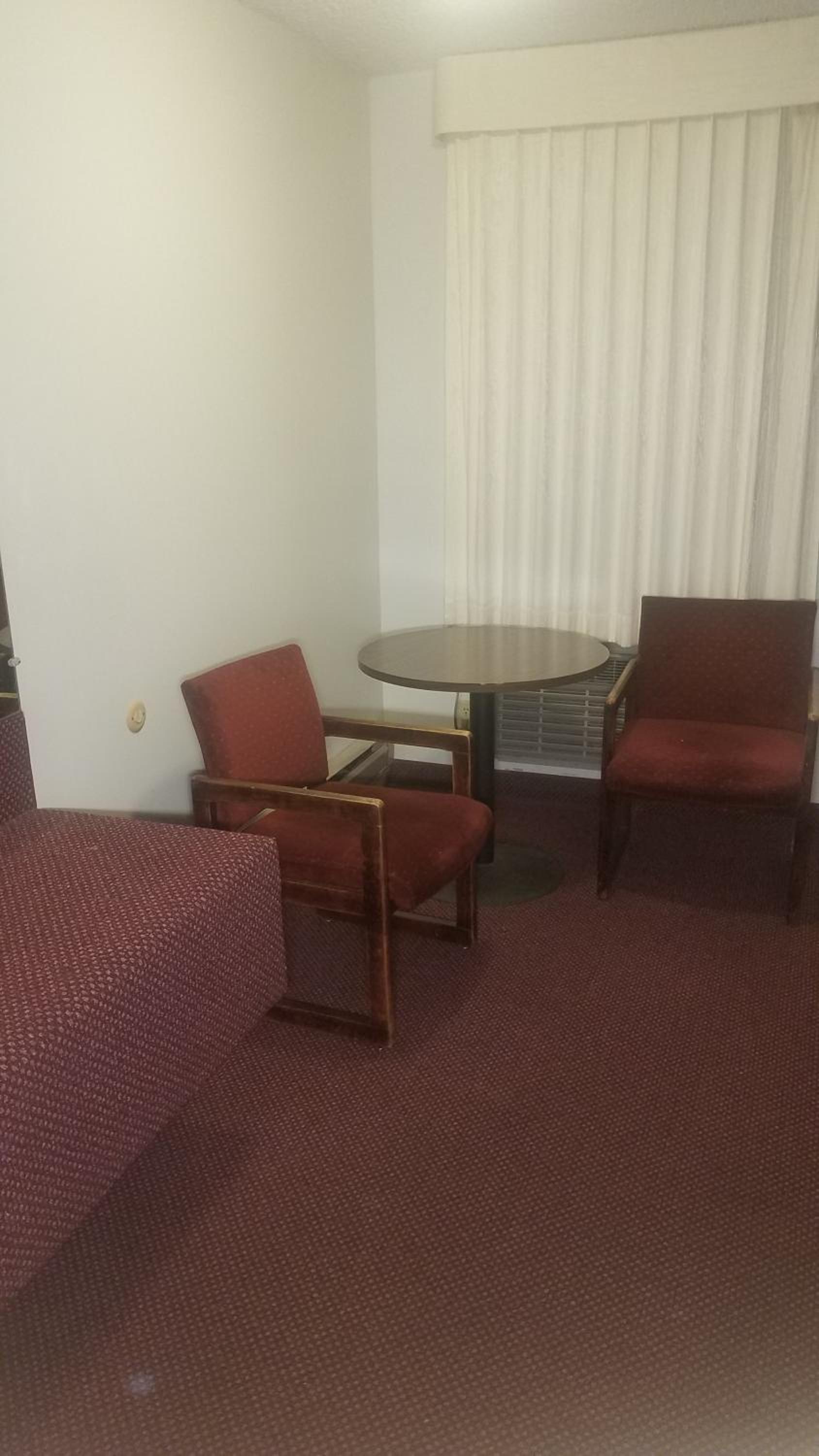 Amber Inn Motel photo 9