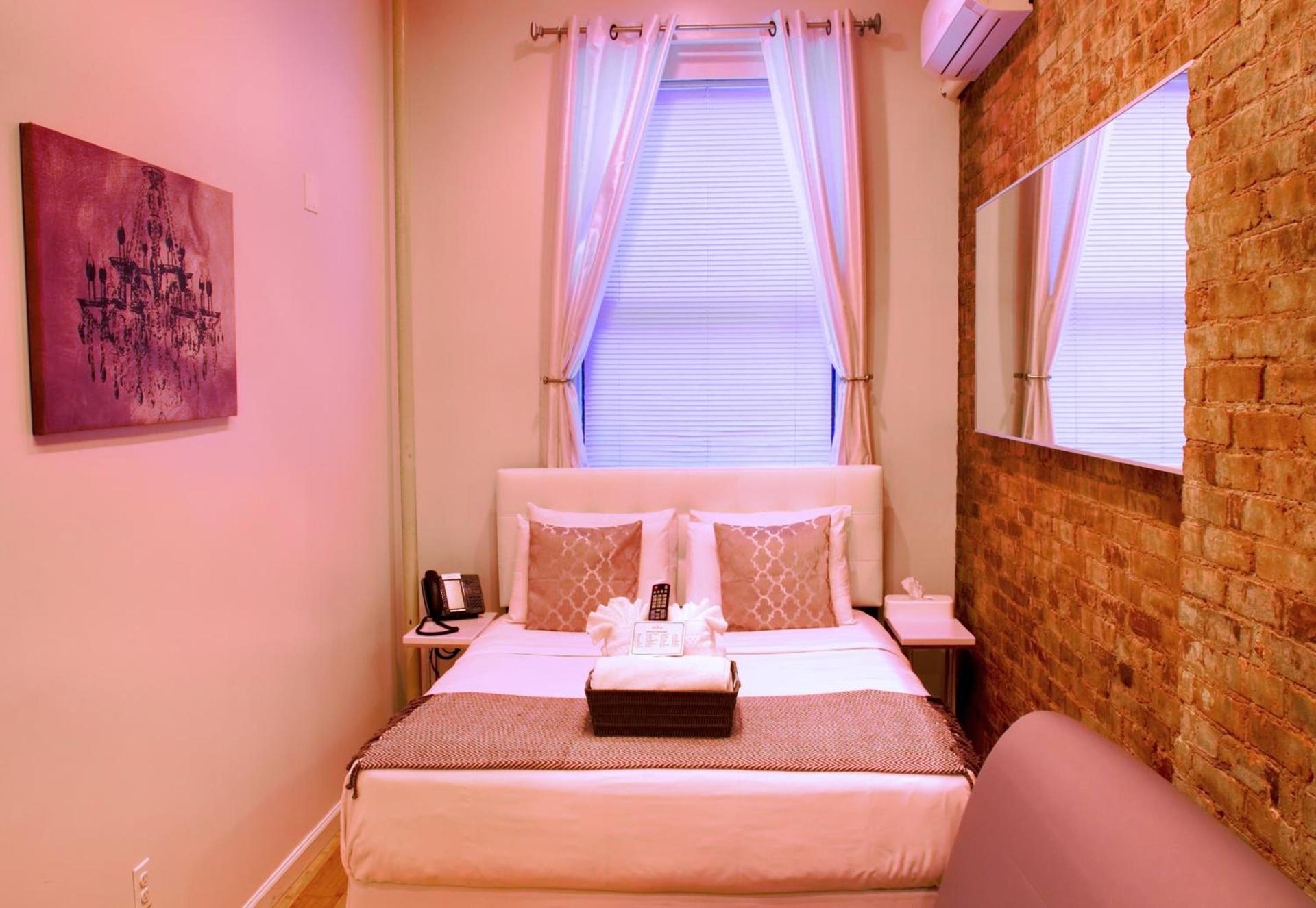 Chelsea Inn photo 13