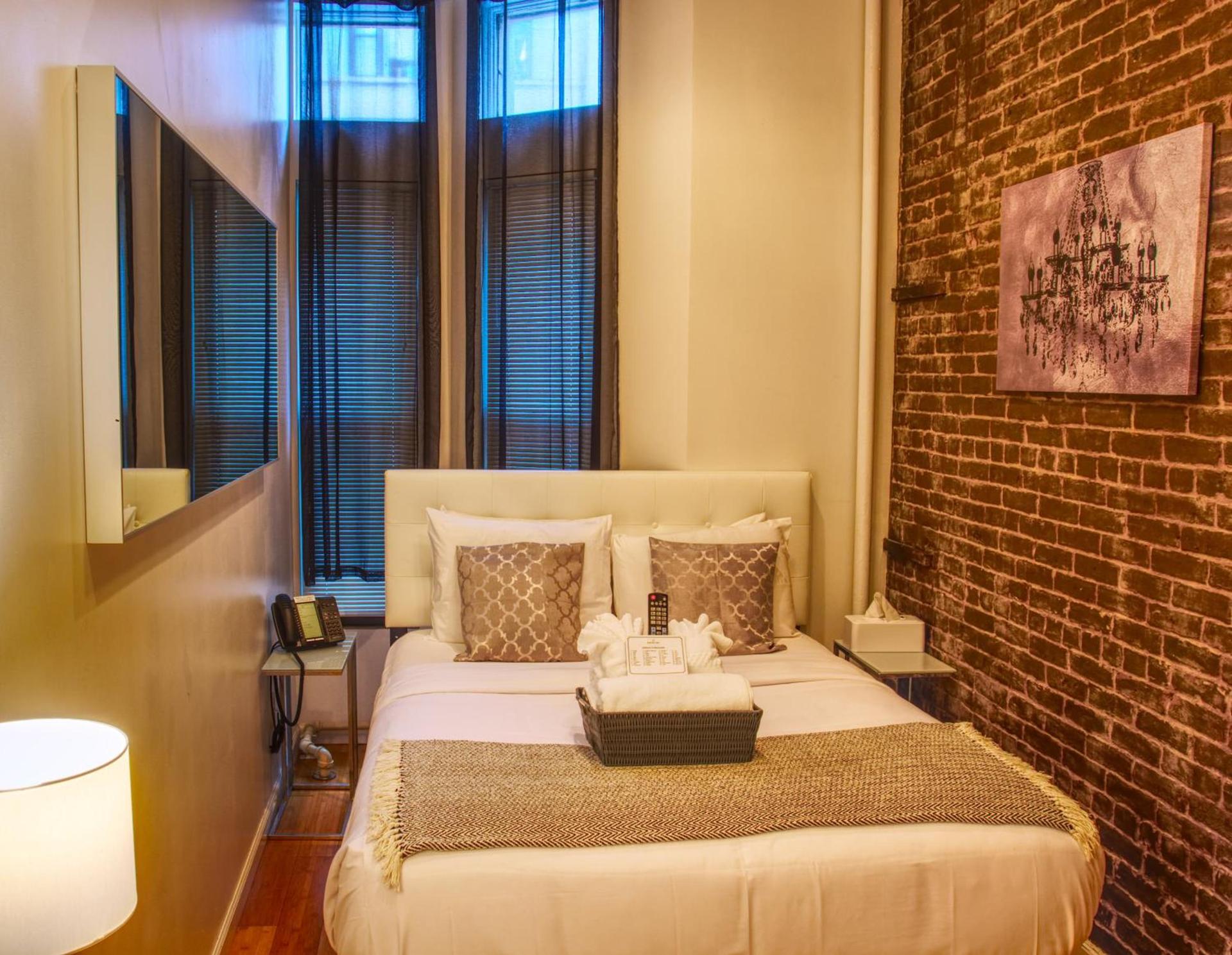 Chelsea Inn photo 17