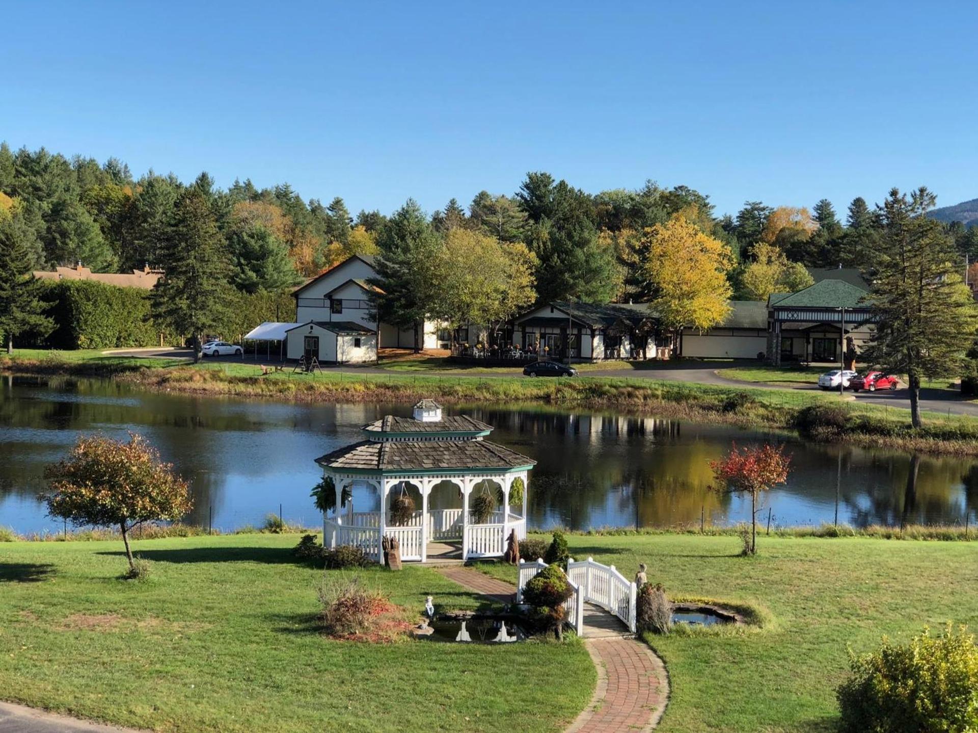 Sara Placid Inn & Suites photo 44