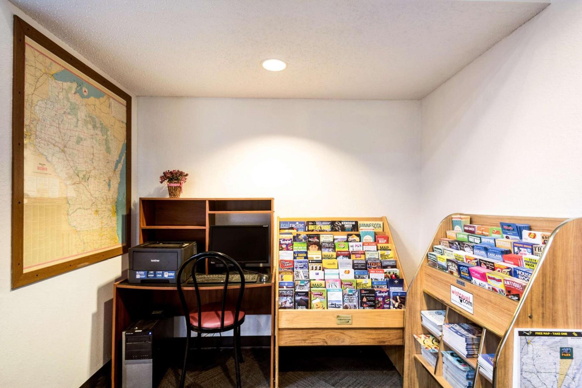 Motel 6-Saukville, WI photo 29