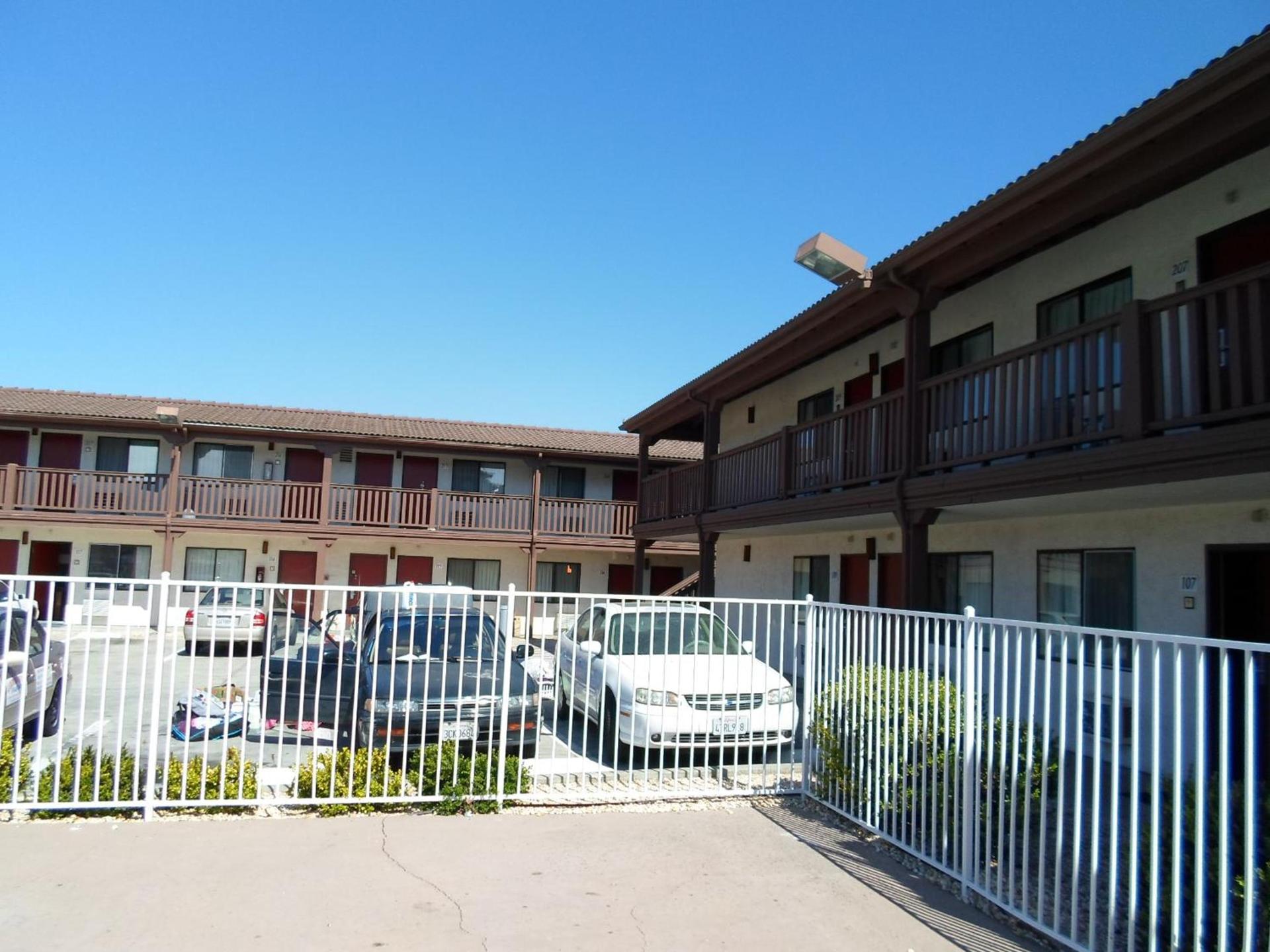 EZ 8 Motel Newark photo 15