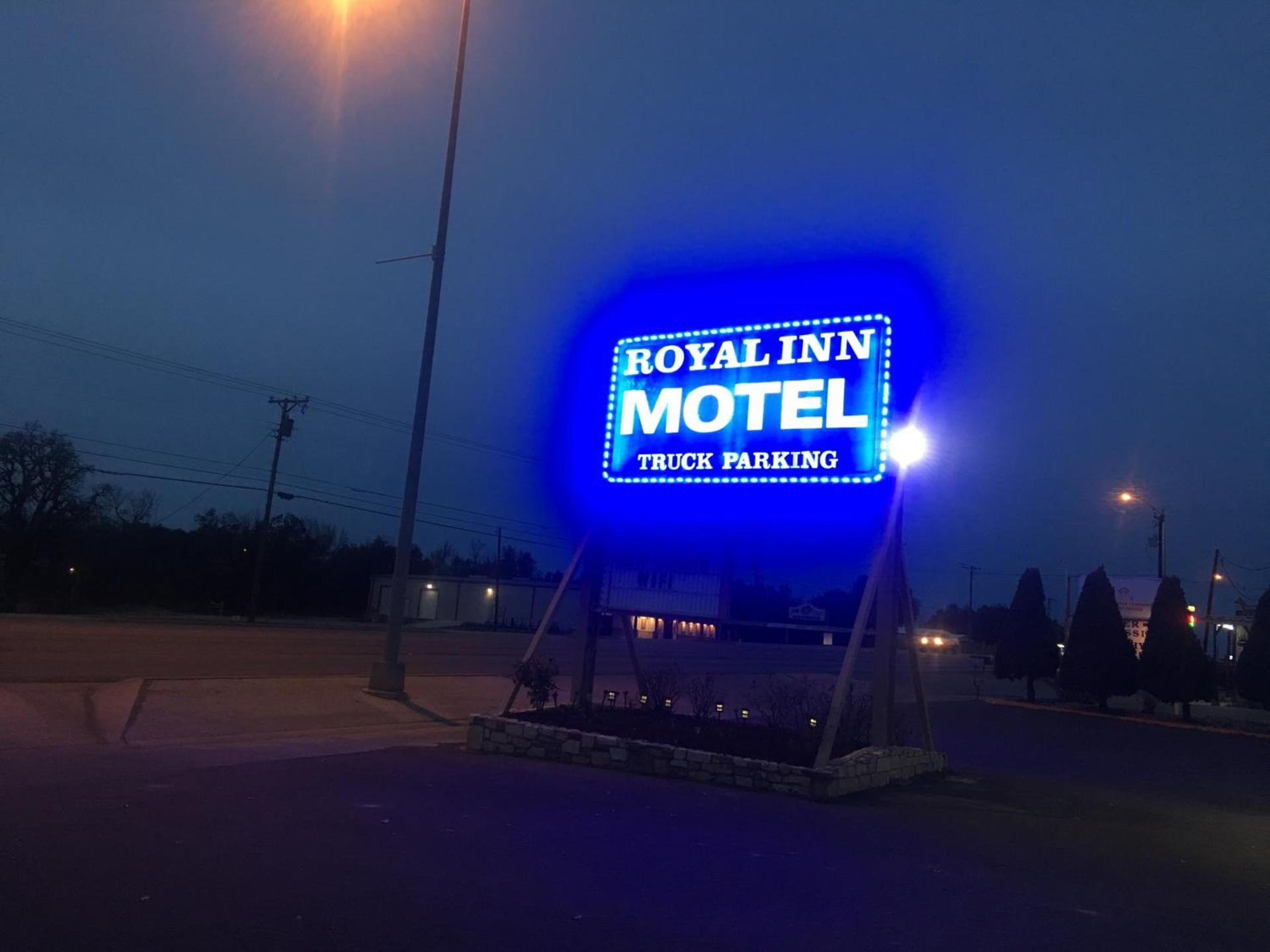 Royal Inn photo 12