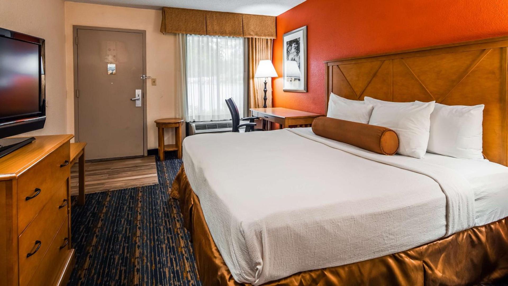 Best Western Dulles Airport Inn photo 10