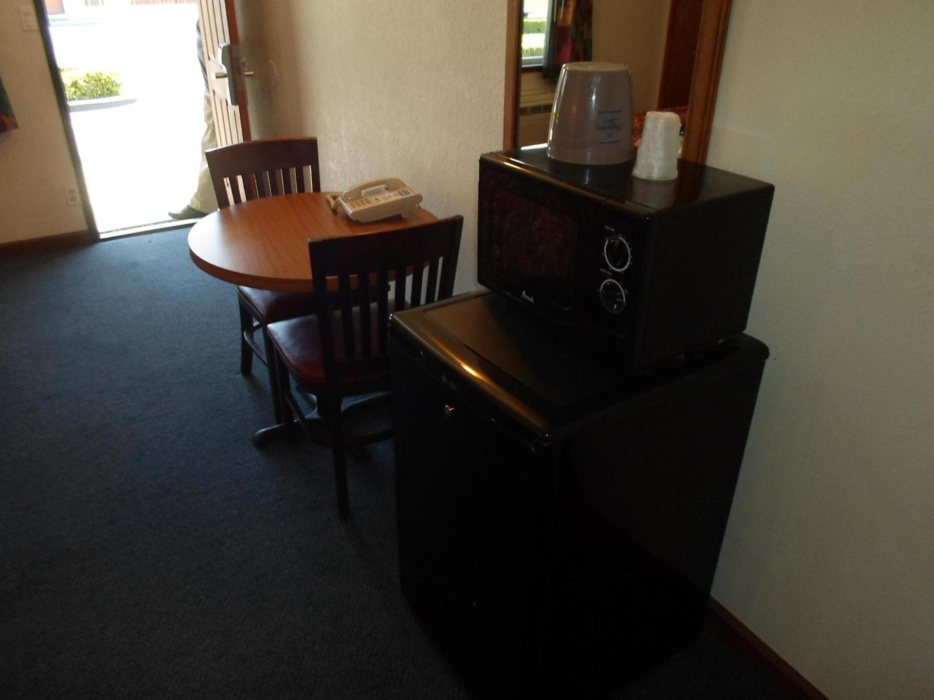 Economy Inn Morgan Hill photo 5