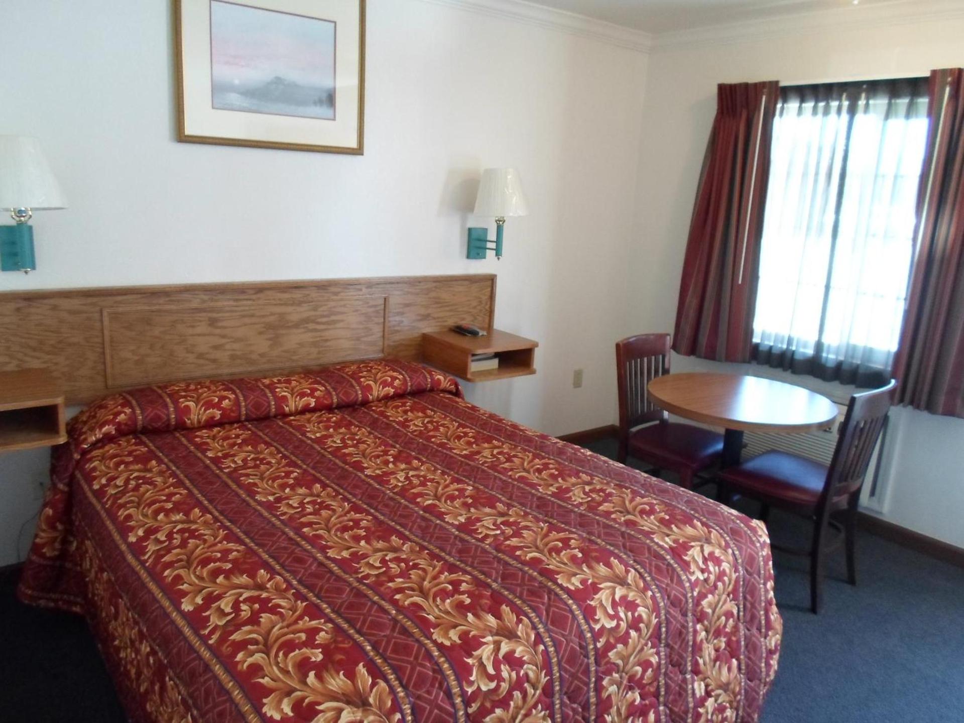 Economy Inn Morgan Hill photo 28