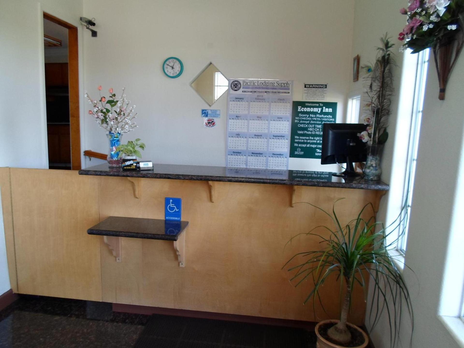 Economy Inn Morgan Hill photo 27
