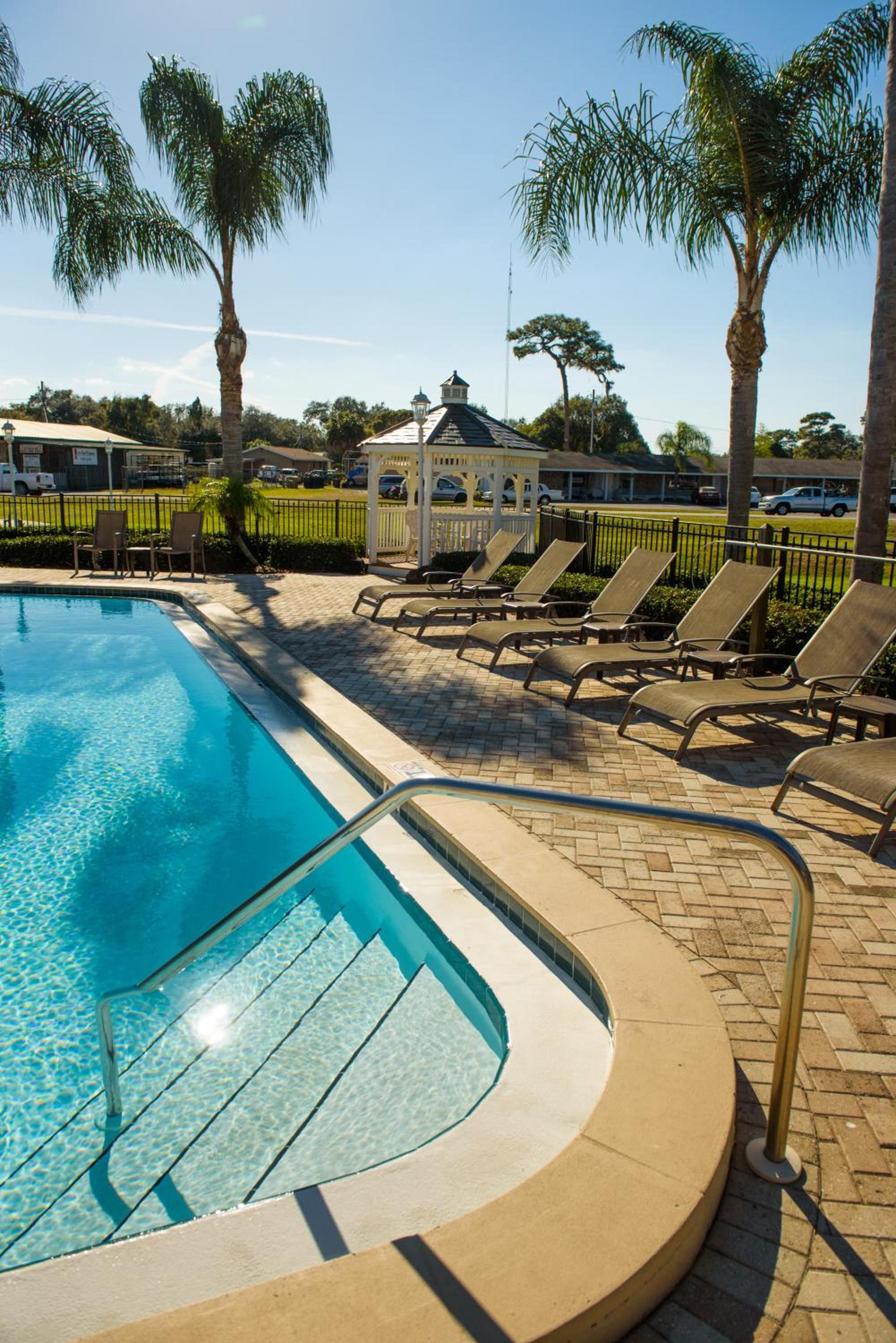 Roadstar Hotel Zephyrhills photo 13
