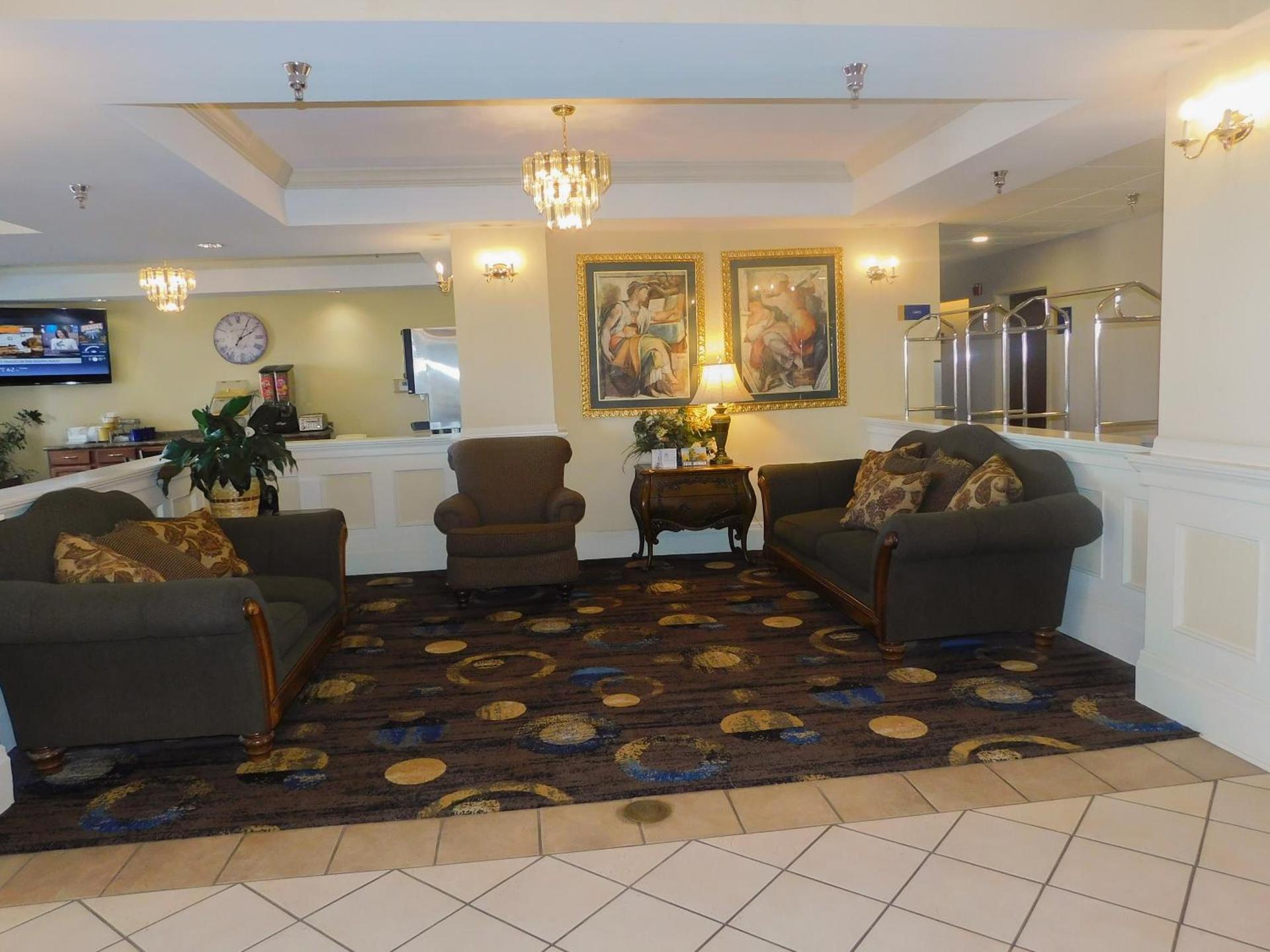 Days Inn & Suites by Wyndham Pocahontas photo 29
