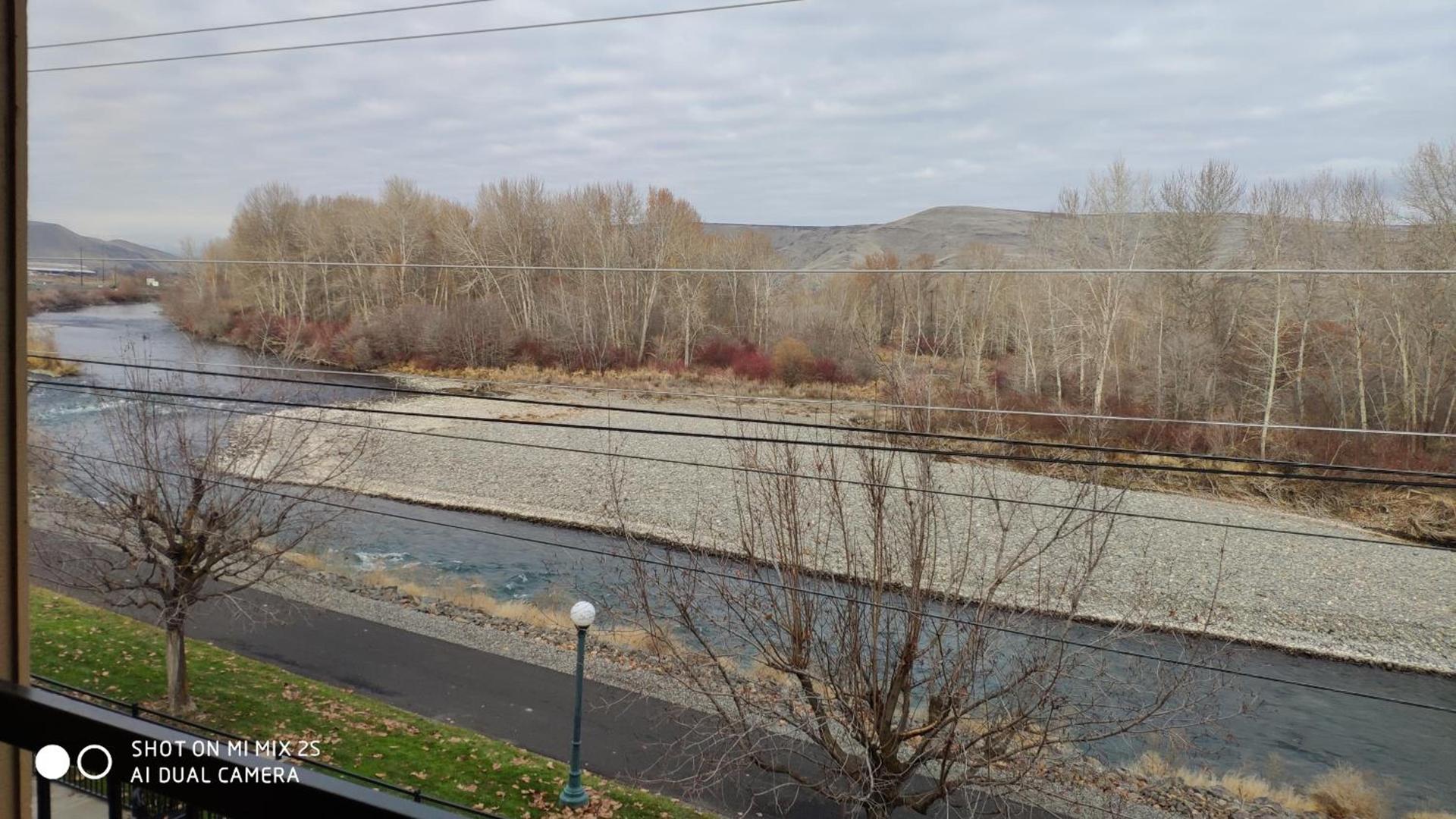 Baymont by Wyndham Yakima Riverfront photo 20