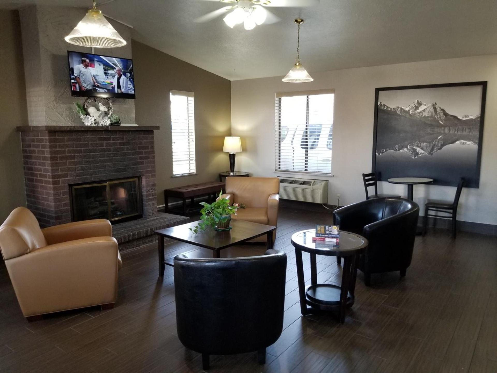 Super 8 by Wyndham Boise photo 28