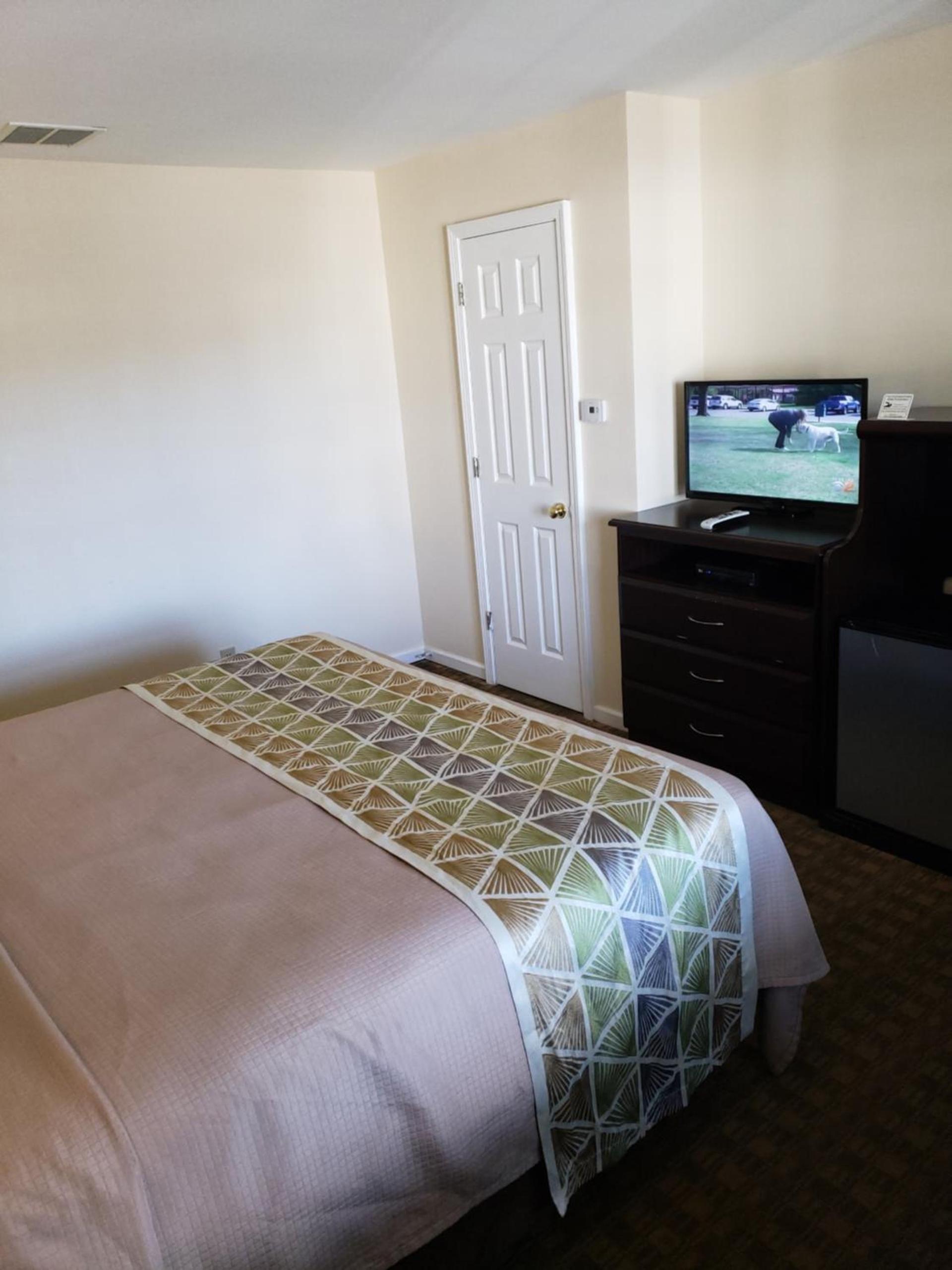 Sea Girt Lodge photo 19