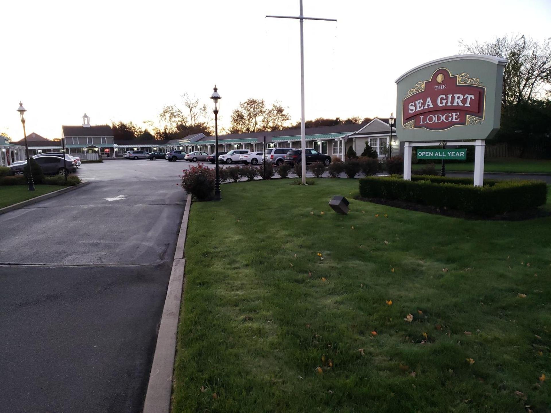 Sea Girt Lodge photo 1
