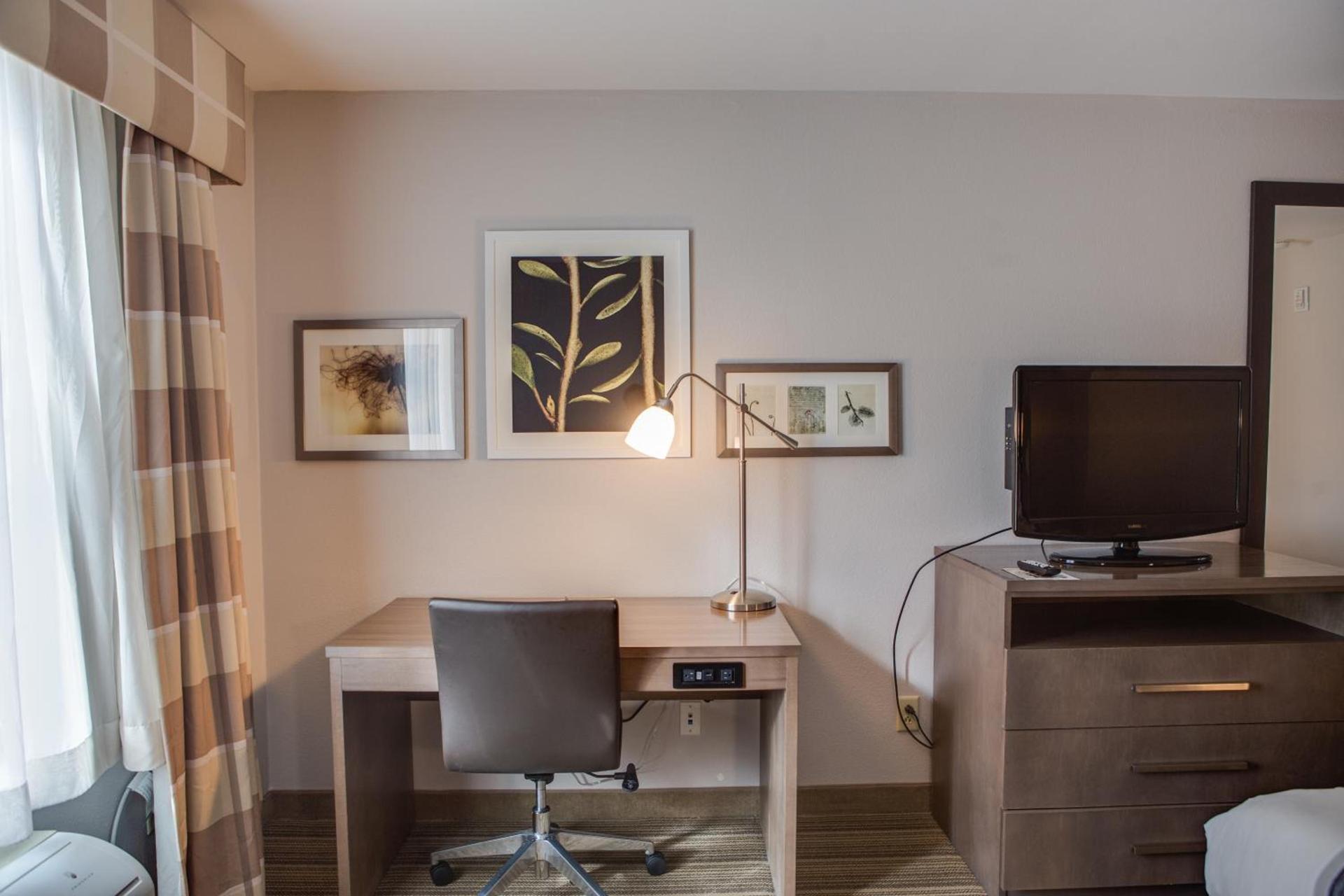 Country Inn & Suites by Radisson, Harlingen, TX photo 10