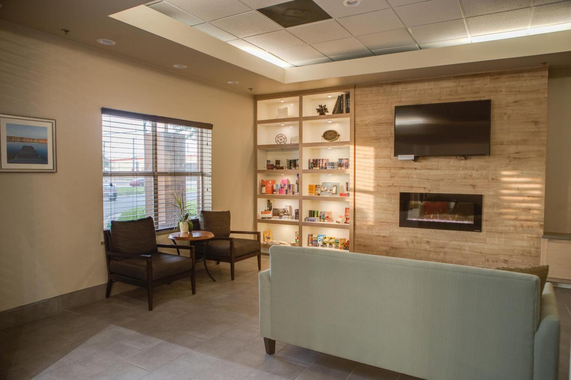 Country Inn & Suites by Radisson, Harlingen, TX photo 27