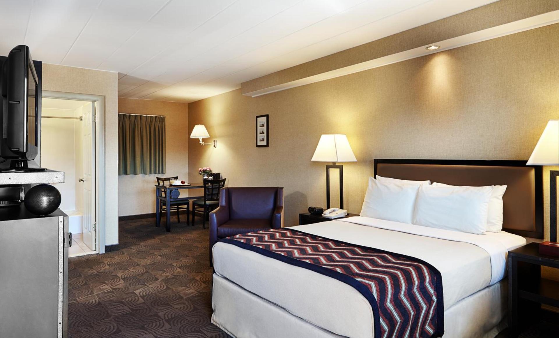 Carlton Inn Midway photo 17