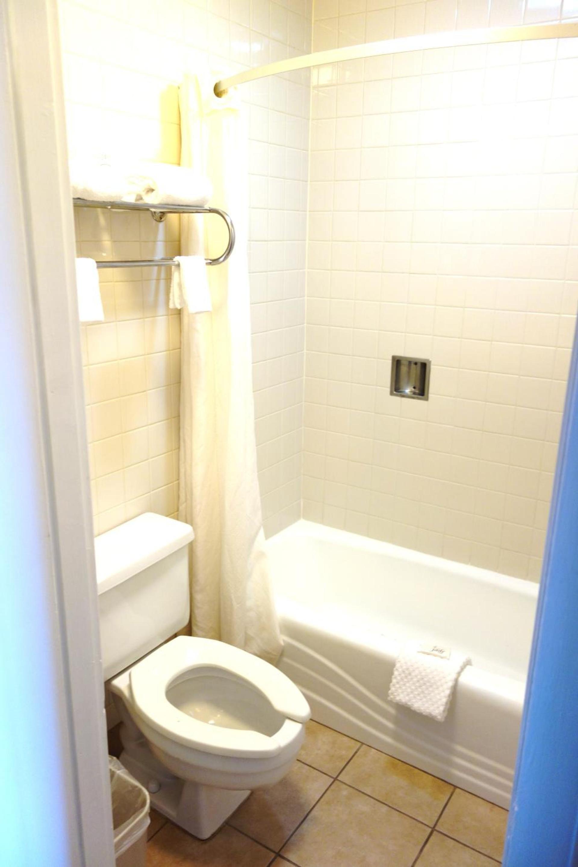 VIP Inn and Suites photo 27