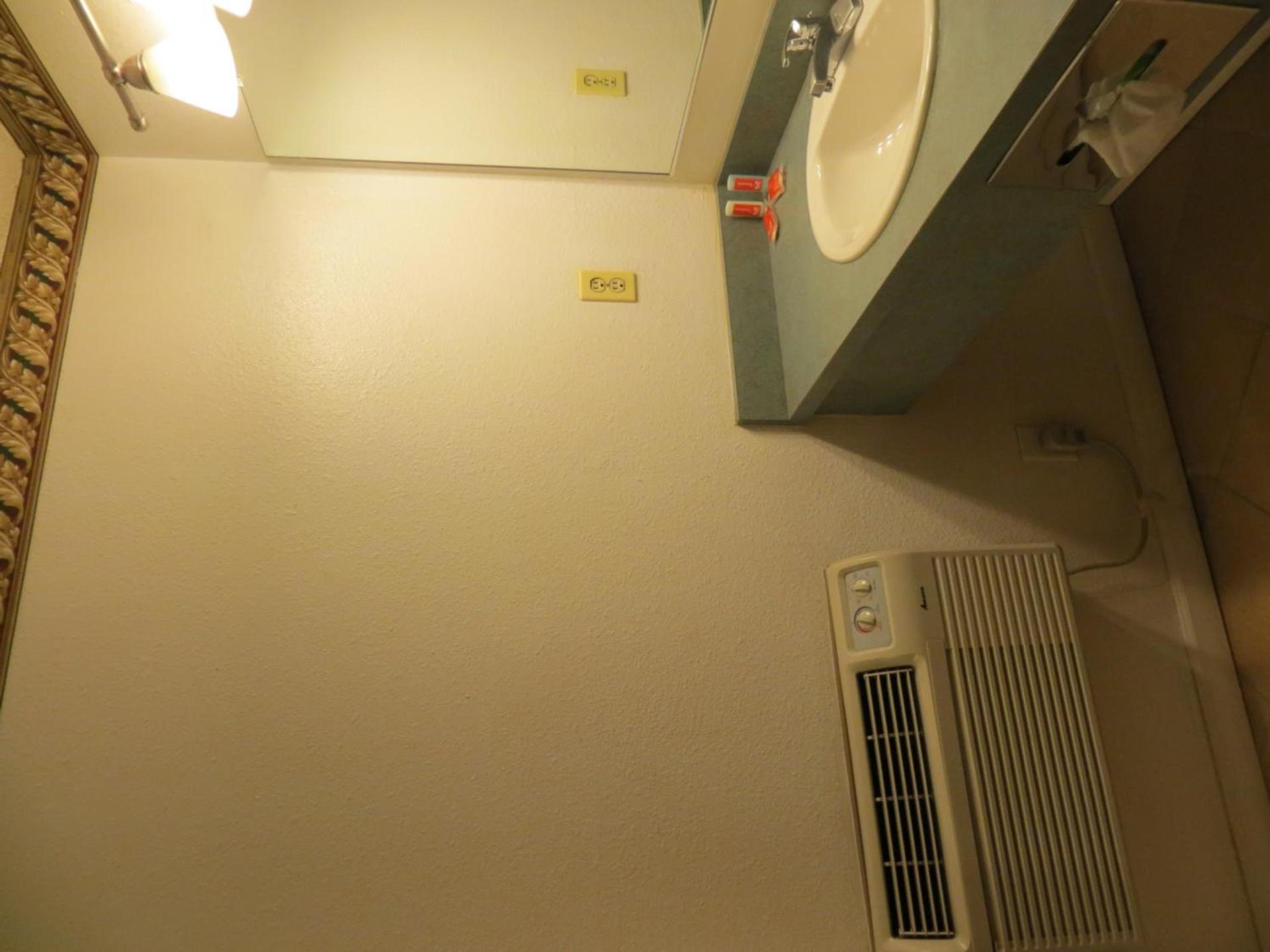 Portland Inn photo 31