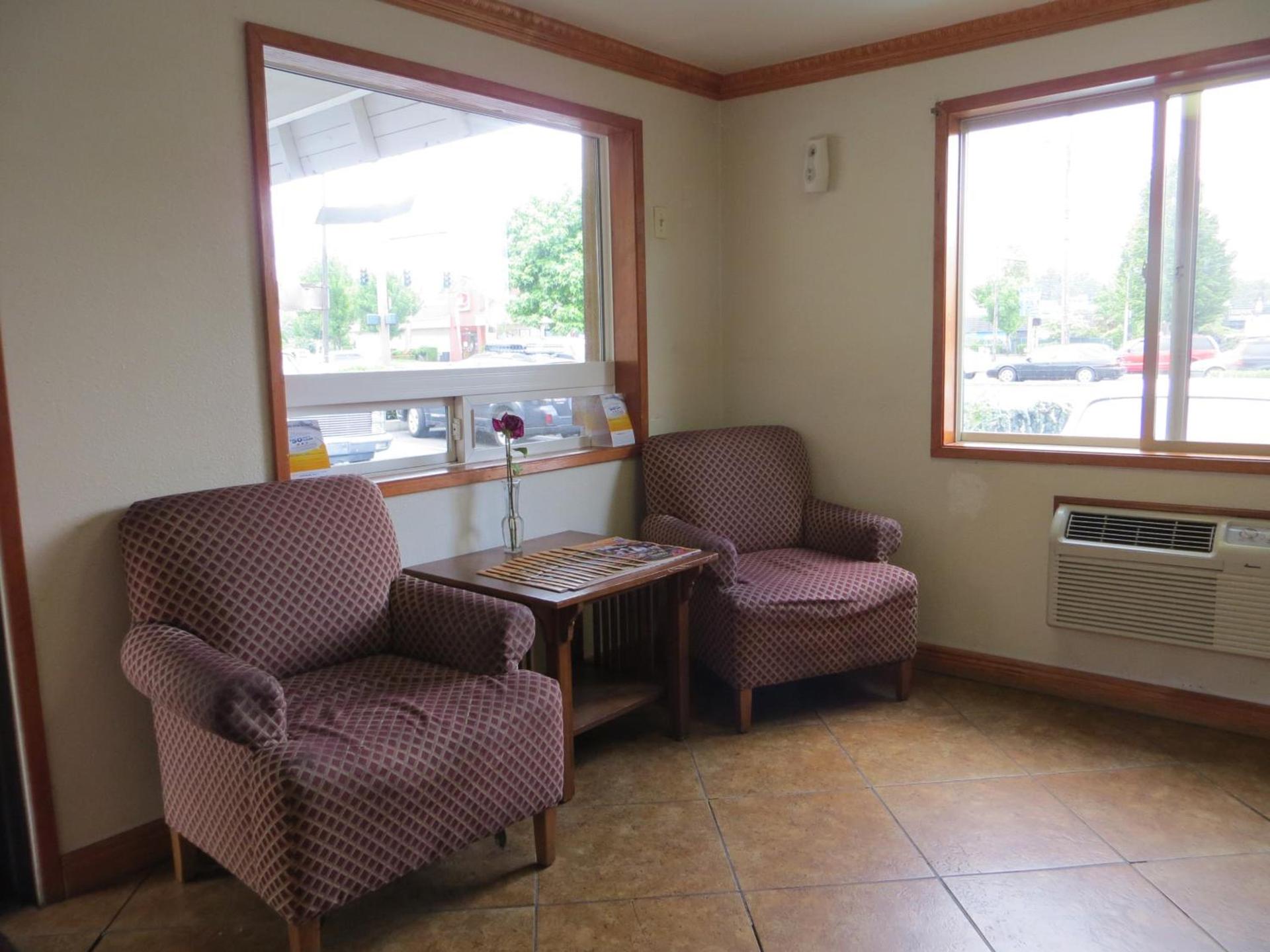 Portland Inn photo 36