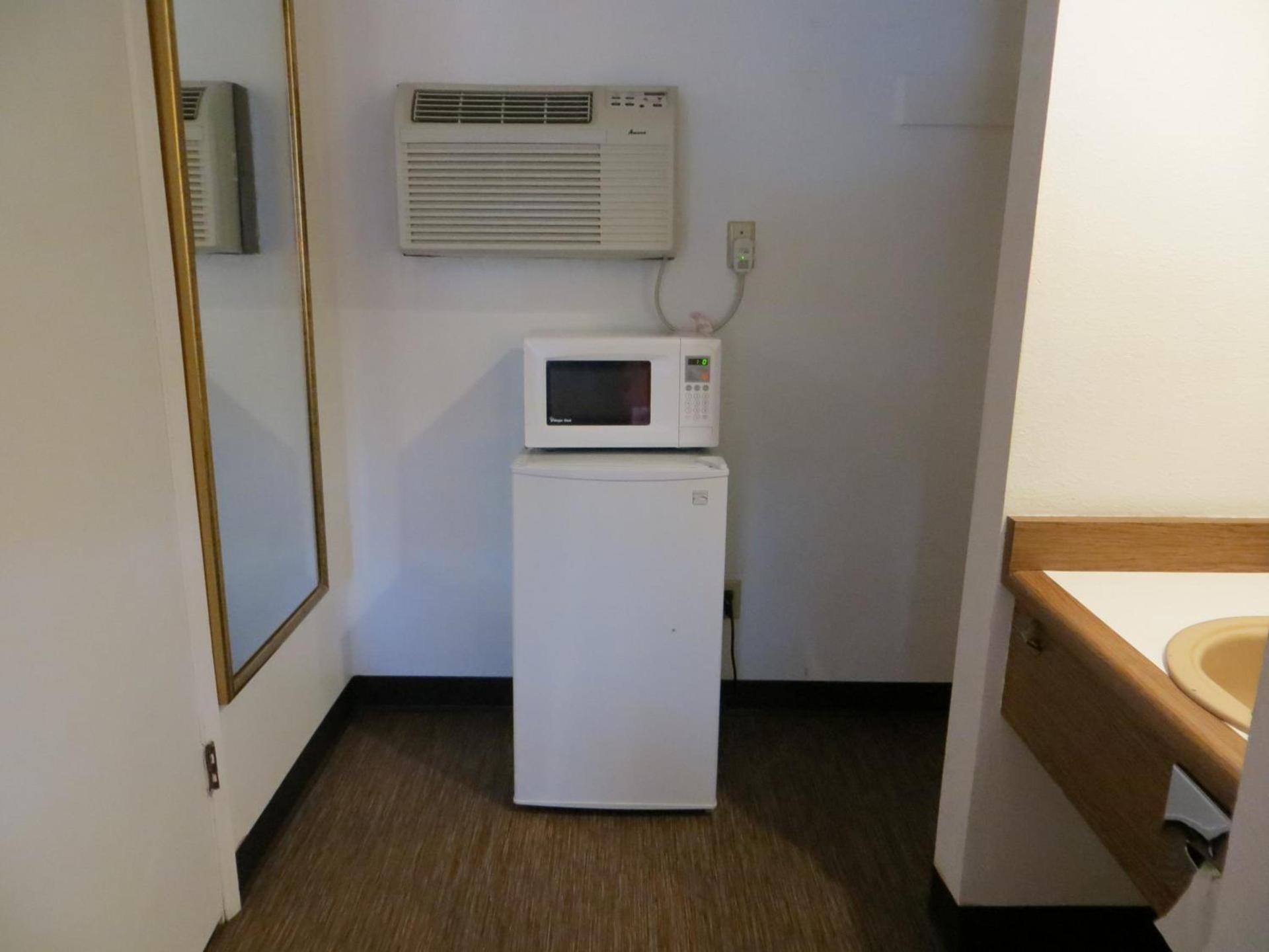 Cameo Motel - Portland photo 26