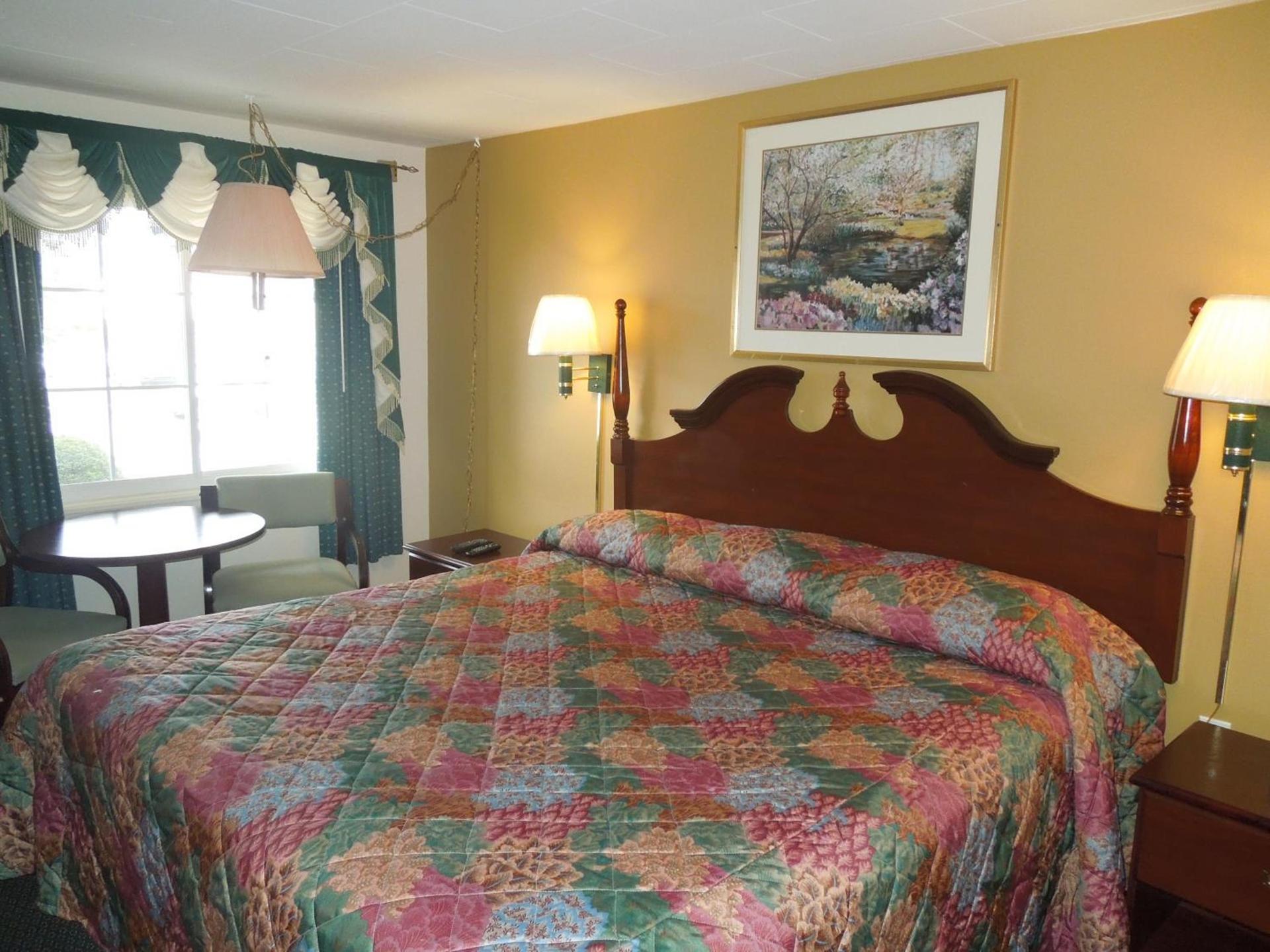 Budget Inn Watkins Glen photo 8