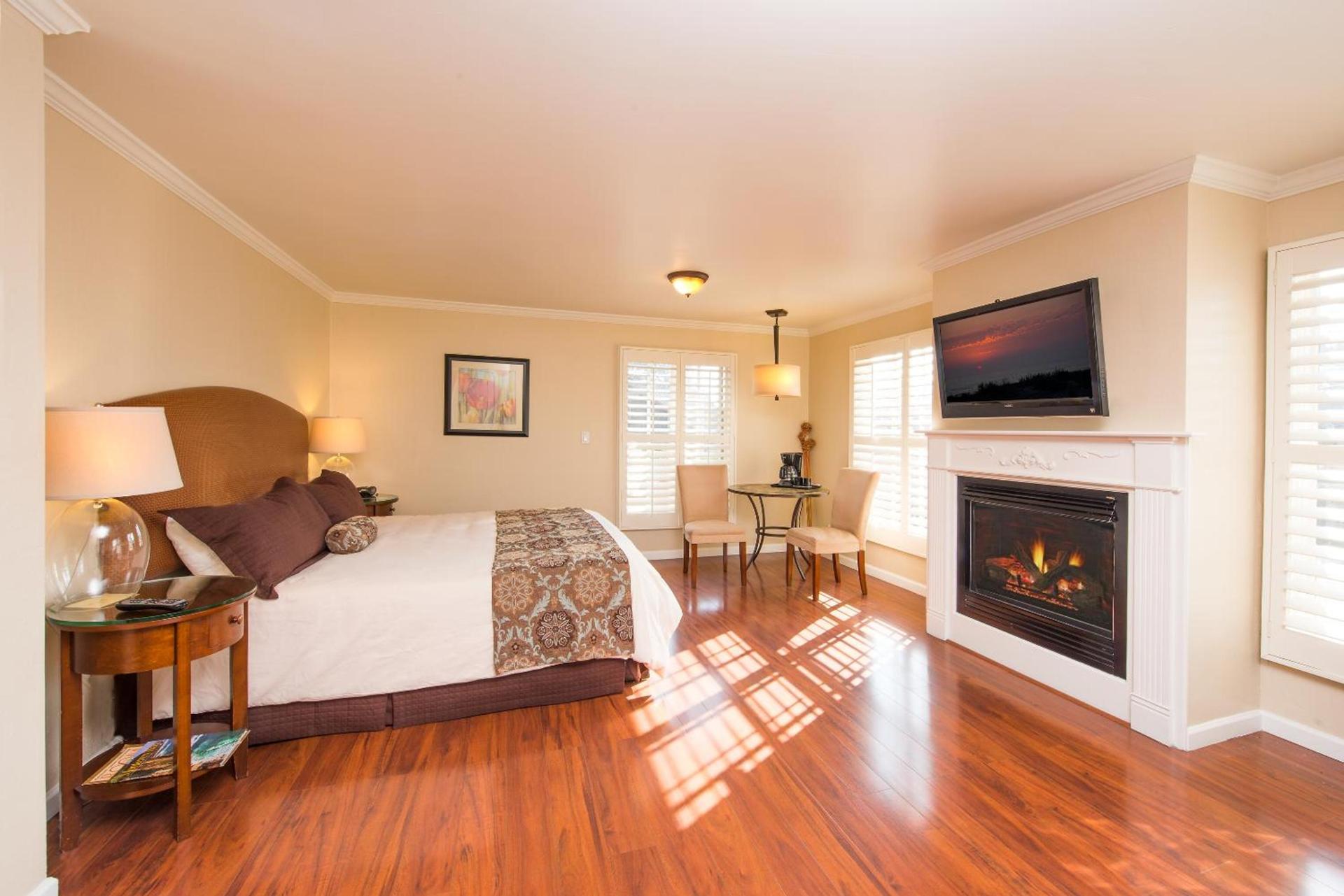 Sunset Inn Pacific Grove photo 7