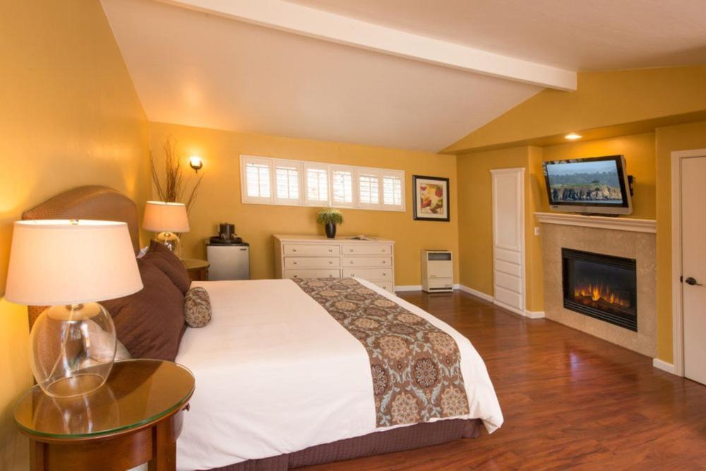 Sunset Inn Pacific Grove photo 5