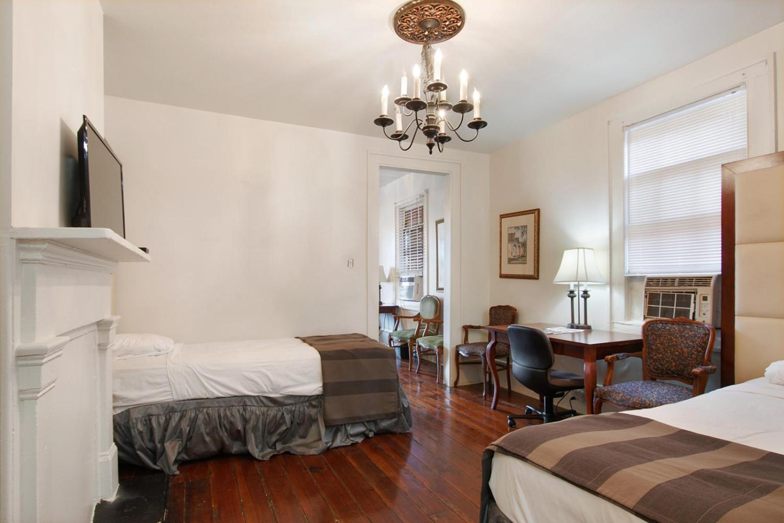 Historic Mardi Gras Inn photo 17